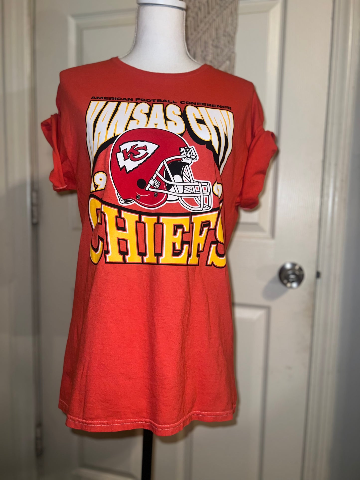 Kansas City Chiefs Oversized Distressed T-Shirt