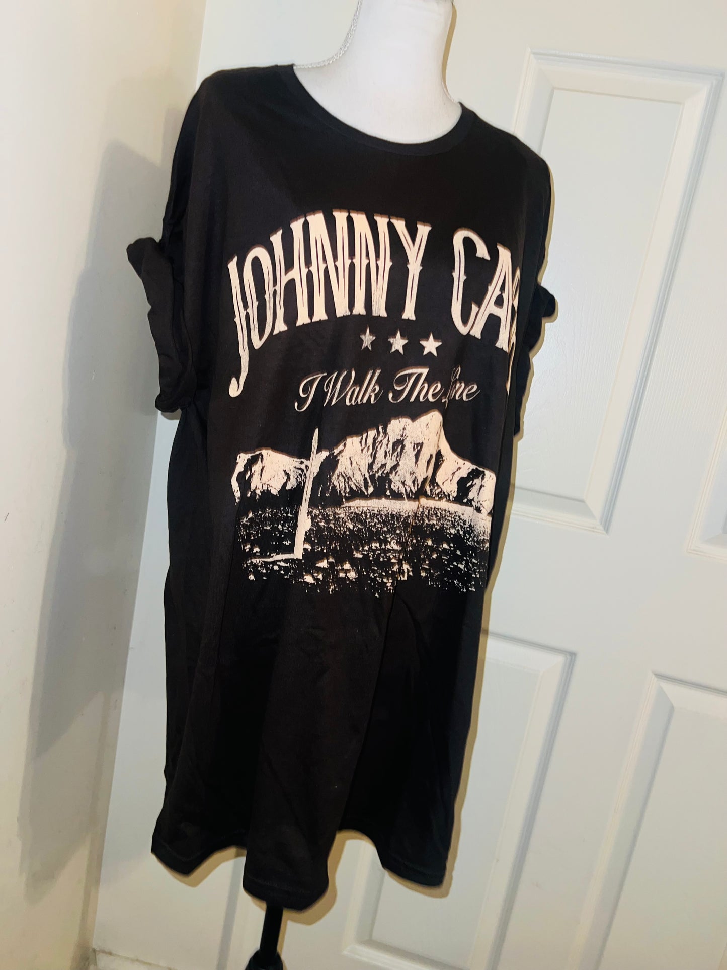 Johnny Cash Oversized Distressed Tee
