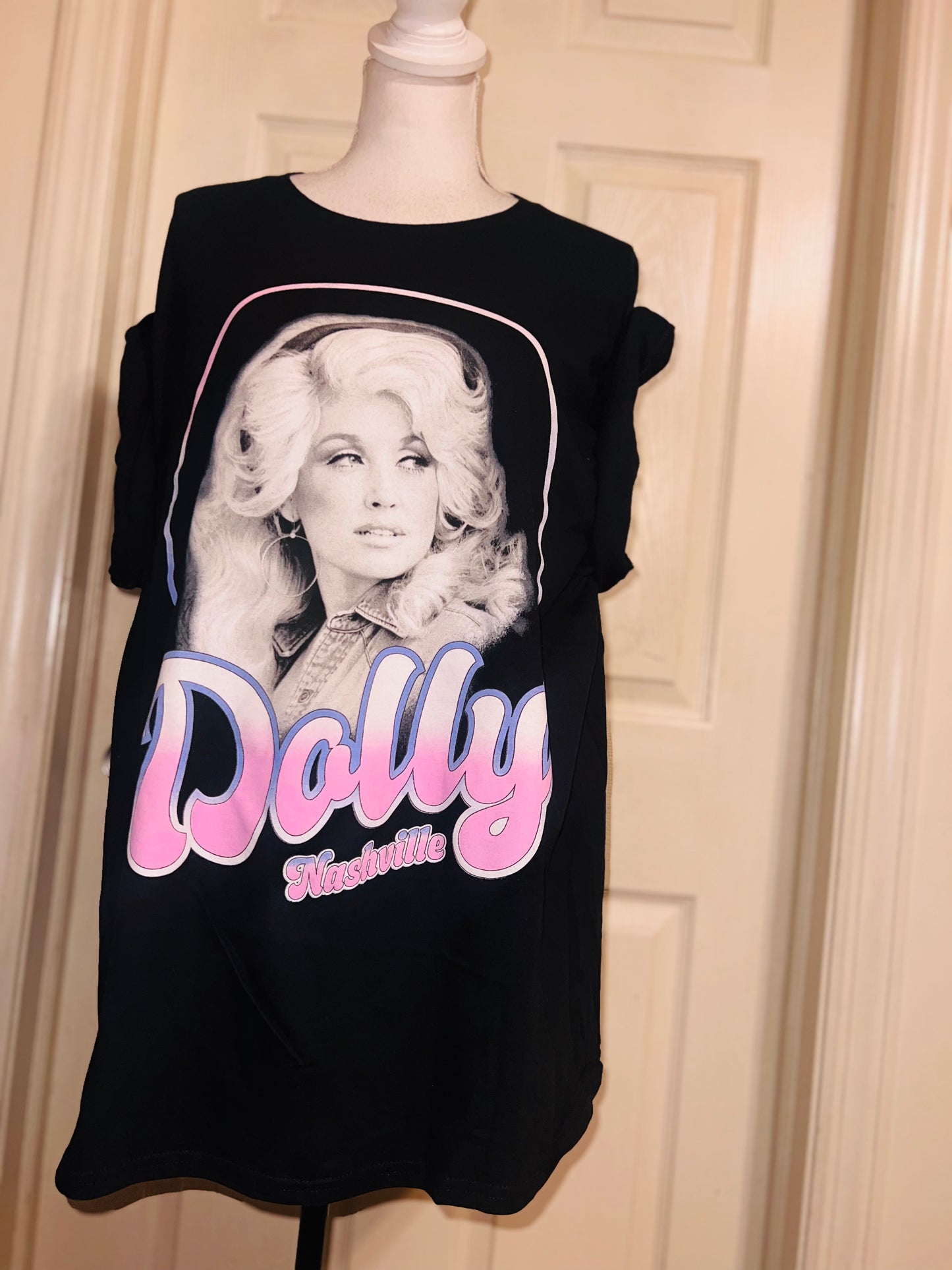 Dolly Parton Oversized Distressed Tee