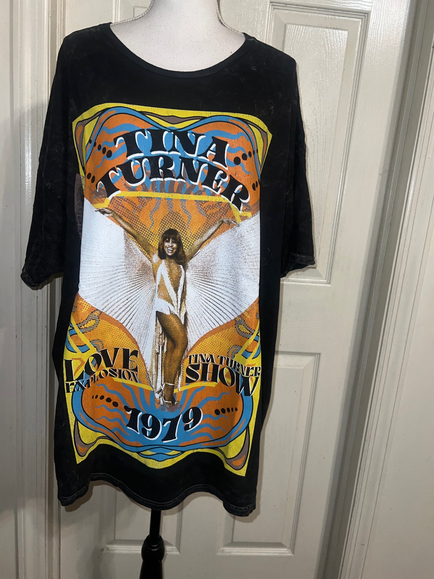 Tina Turner Oversized Distressed Tee