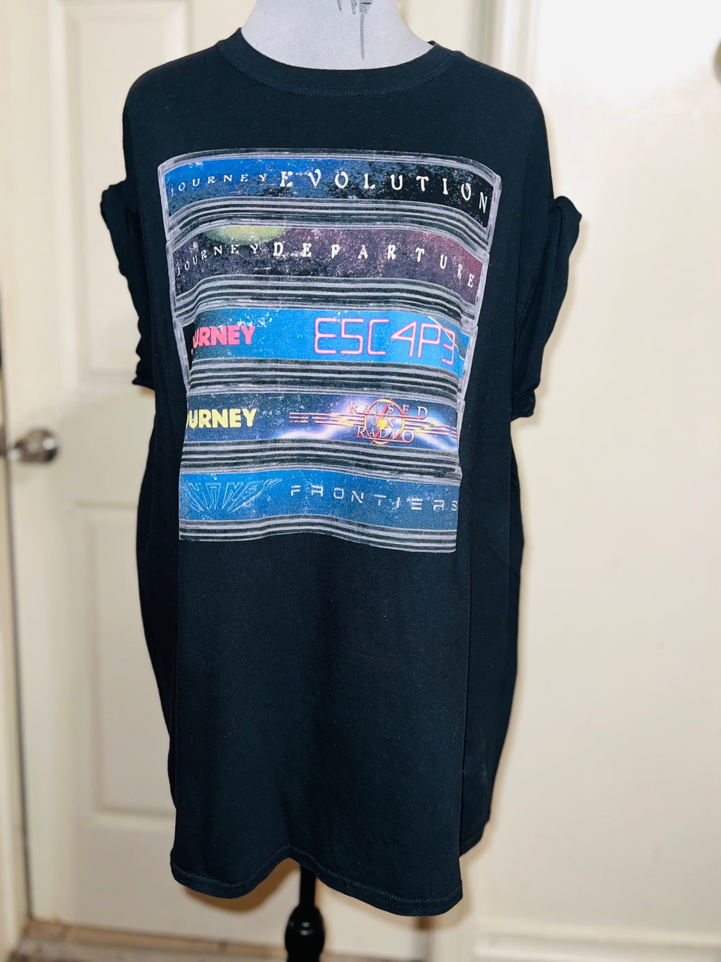 Journey Oversized Distressed Tee