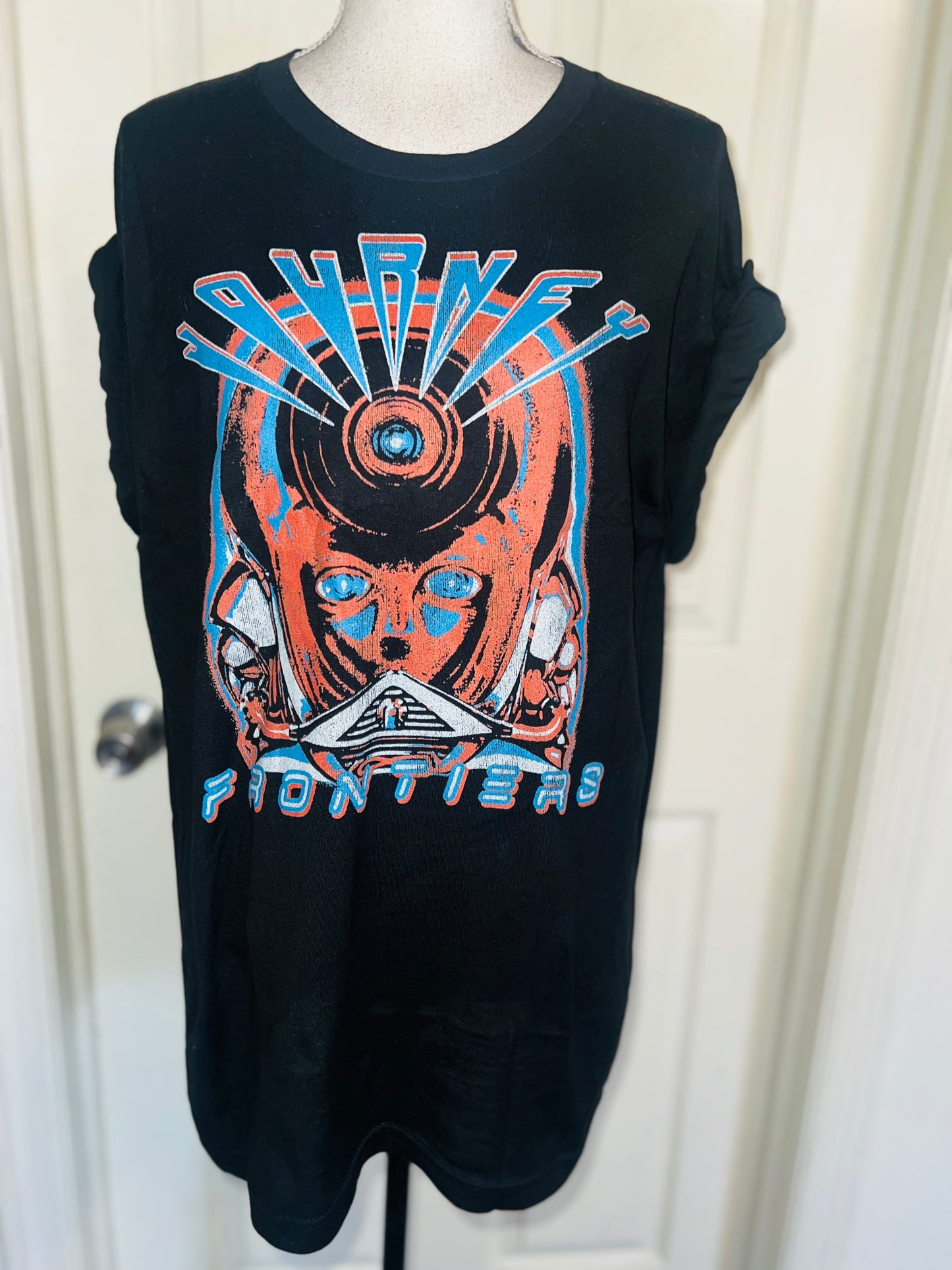 Journey Oversized Distressed Tee