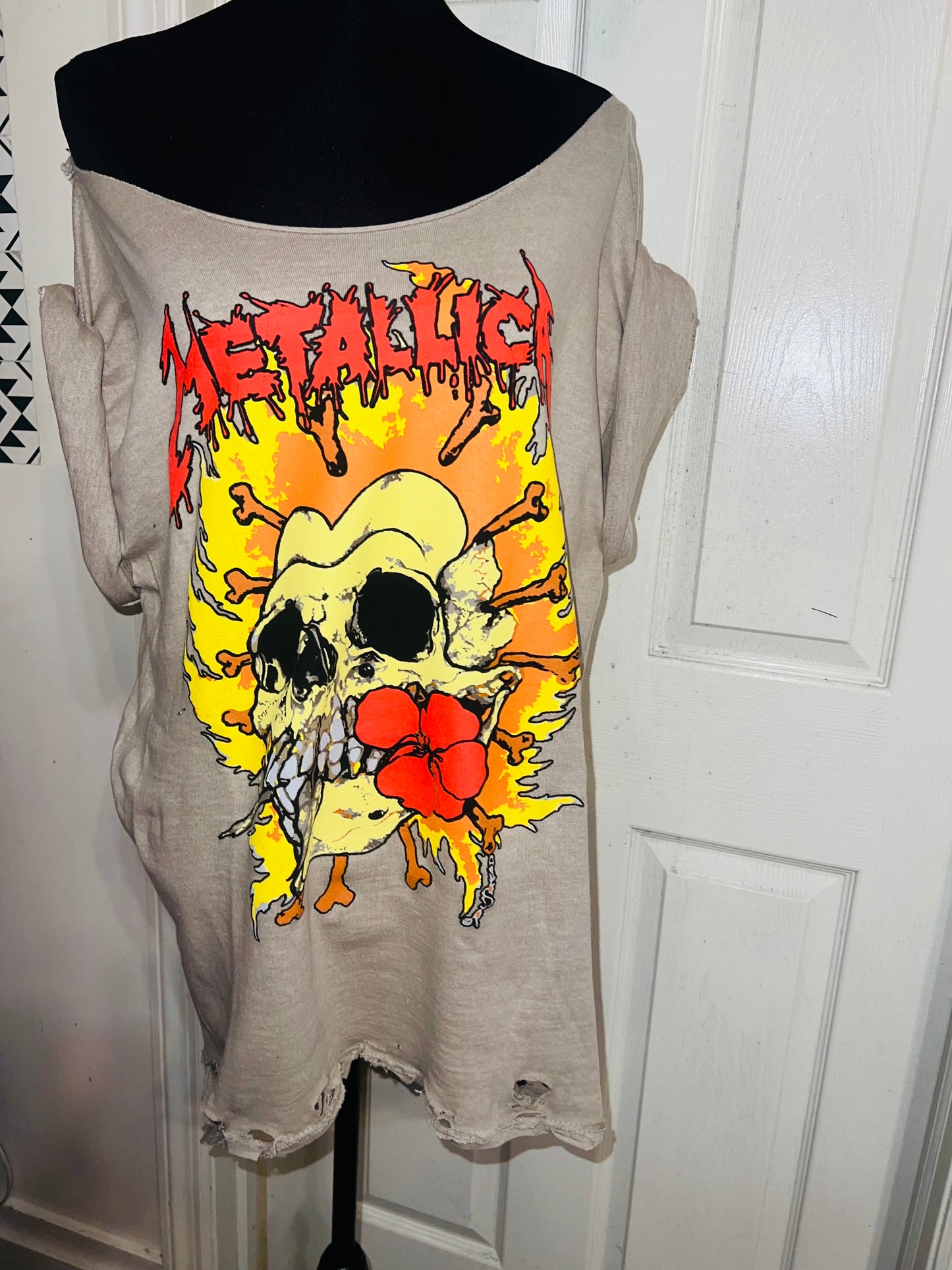 Metallica Oversized Distressed Tee