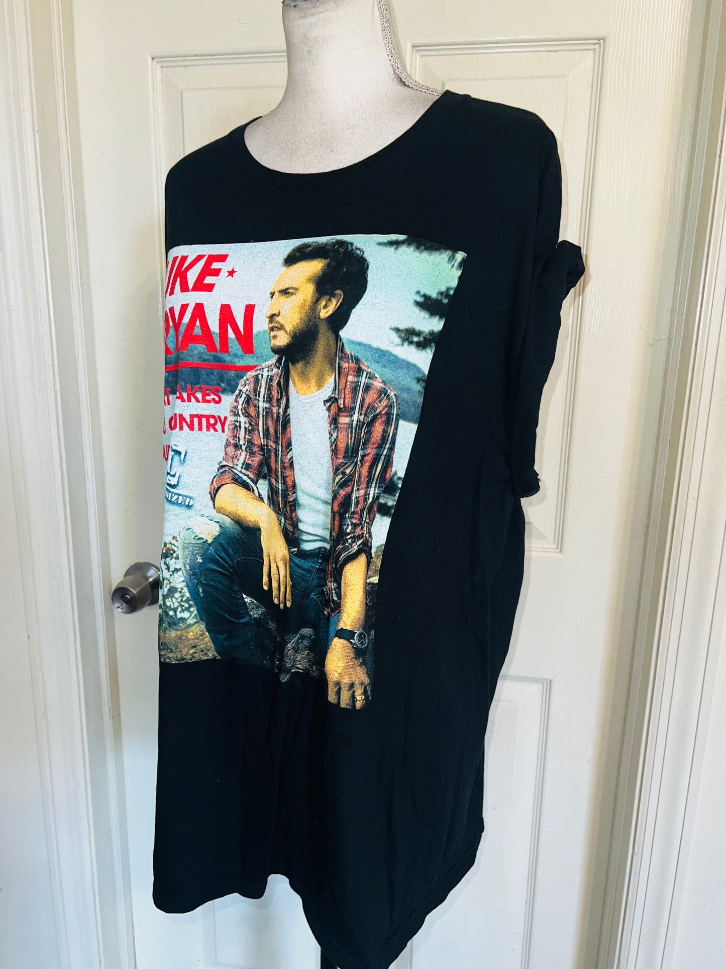 Luke Bryan 2009 Double Sided Oversized Distressed Tee