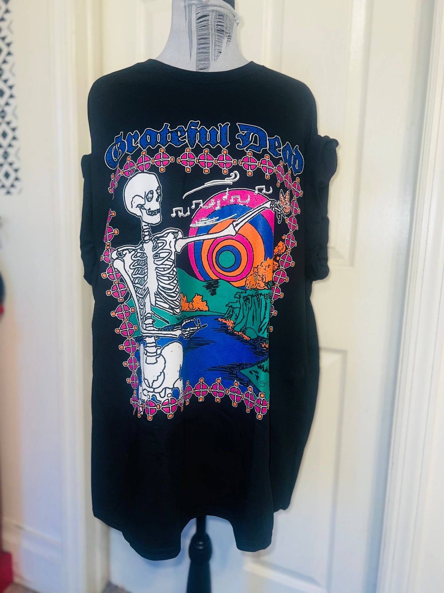 Grateful Dead Oversized Distressed Tee
