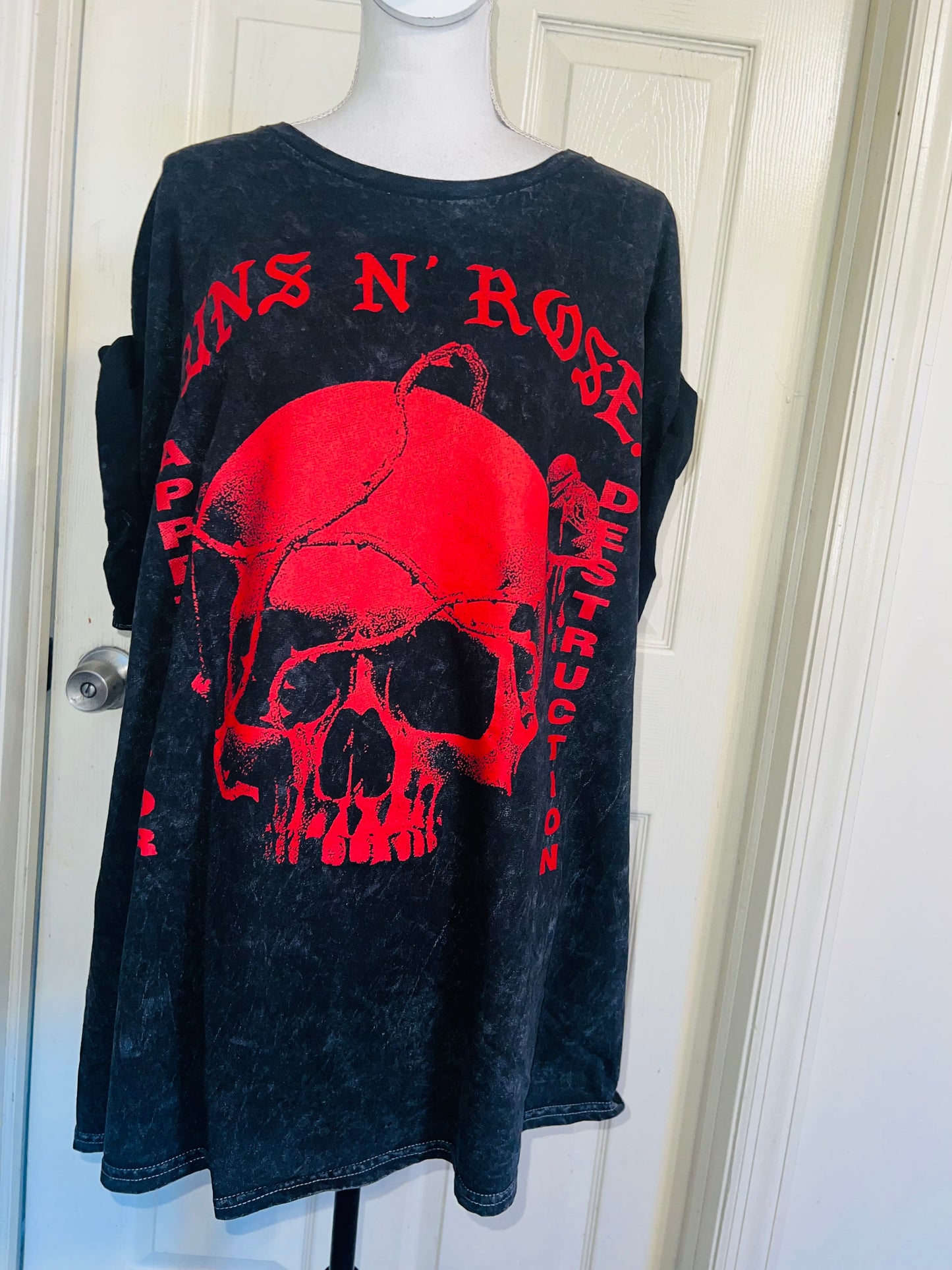 Guns N’ Roses Oversized Distressed Tee