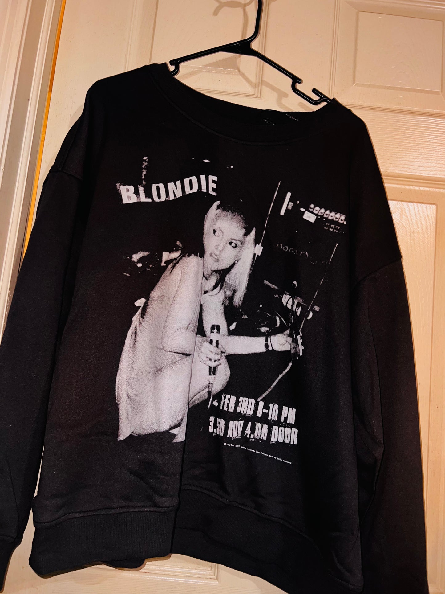 Blondie Oversized Distressed Sweatshirt