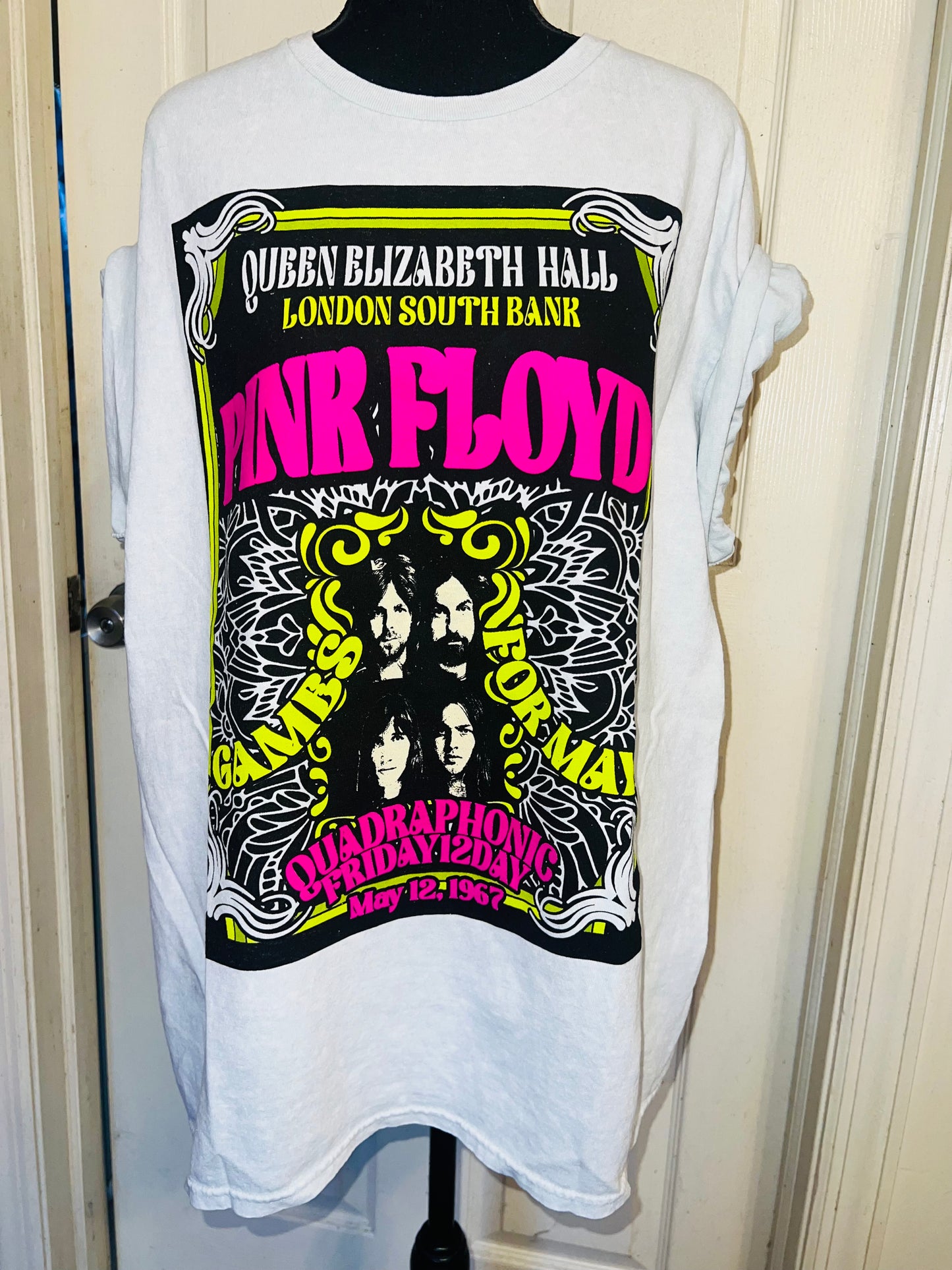 Pink Floyd Oversized Distressed Tee