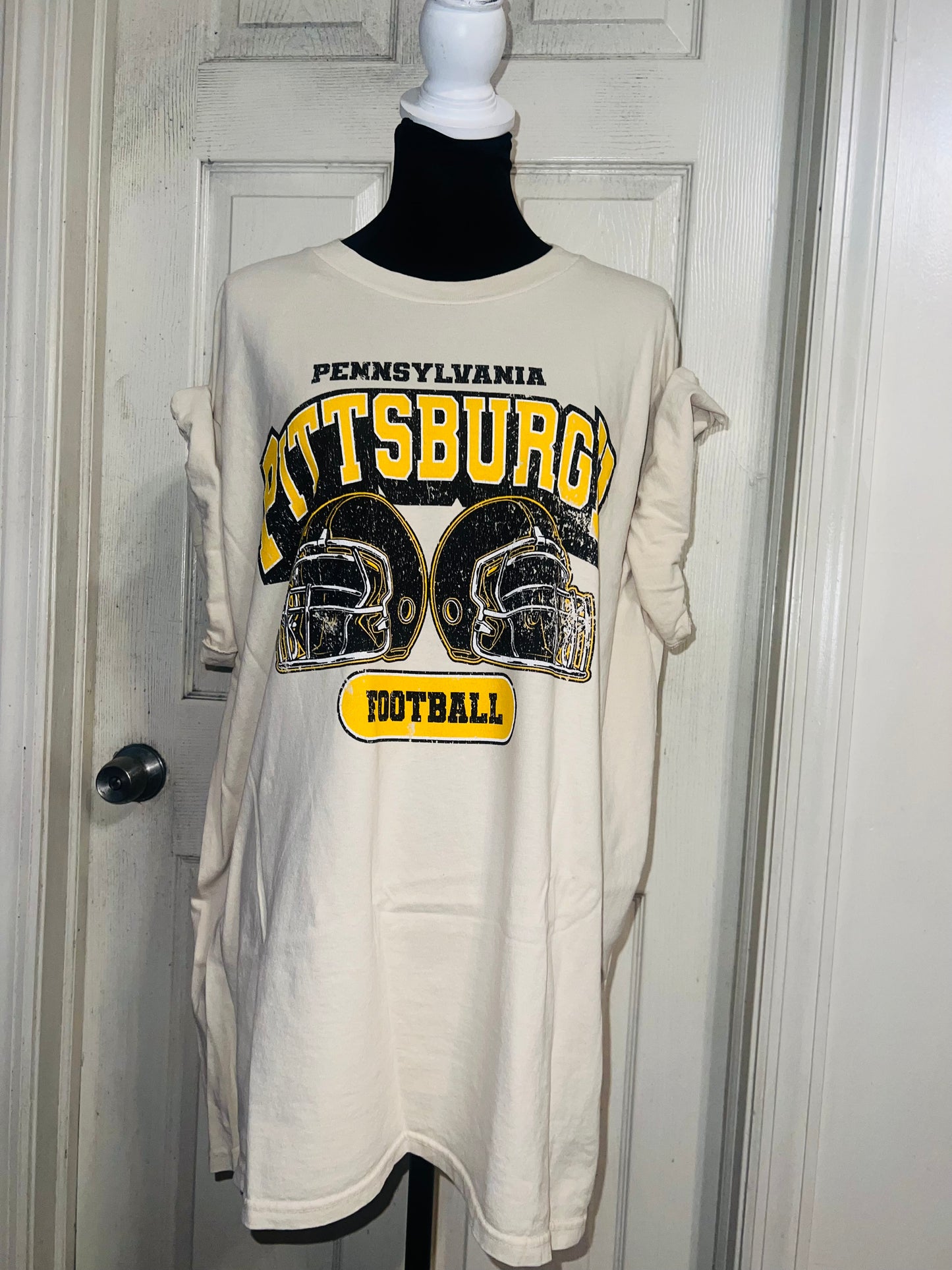 Pittsburgh Steelers Oversized Distressed Tee