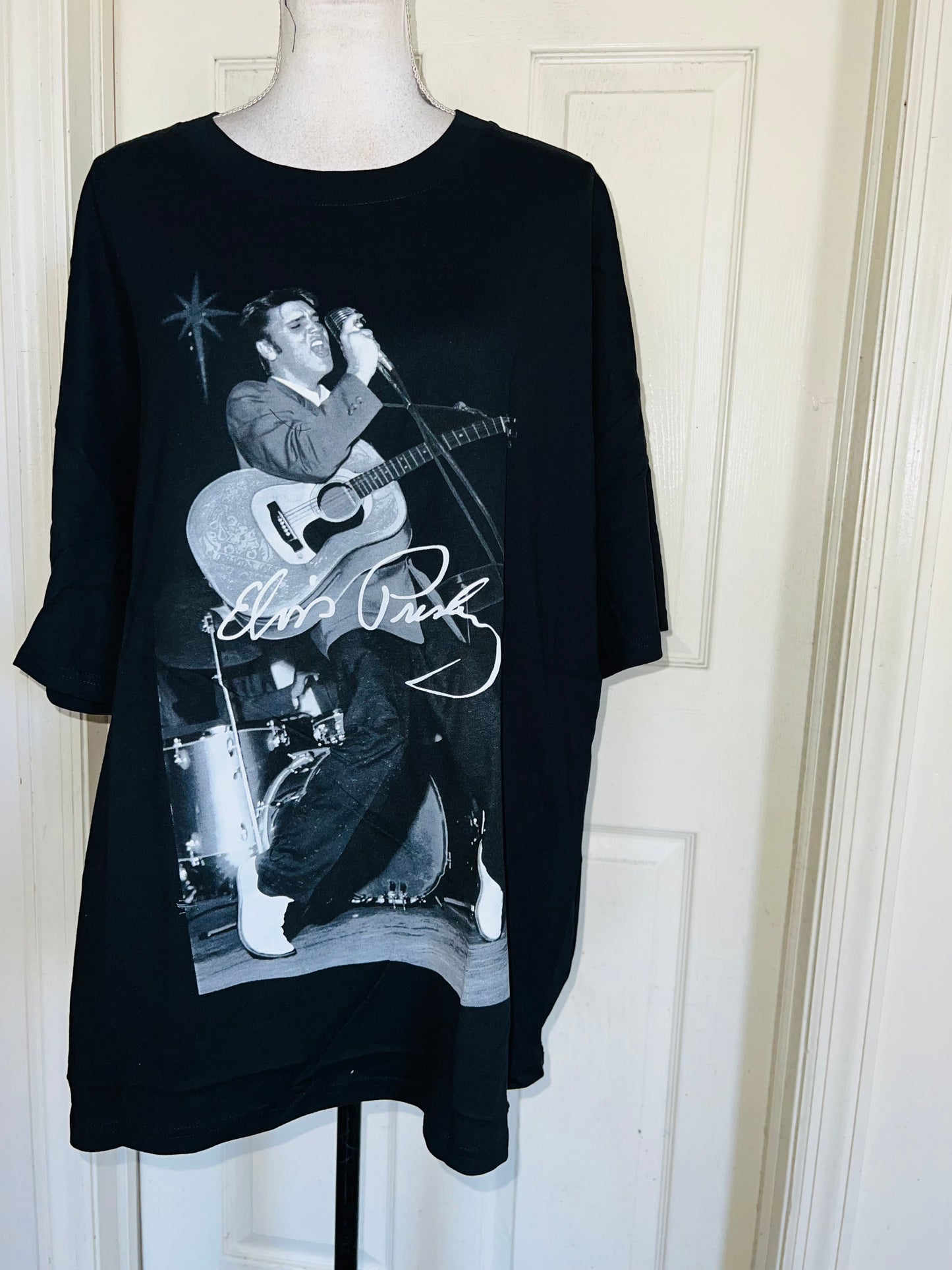 Elvis Presley Oversized Distressed Tee