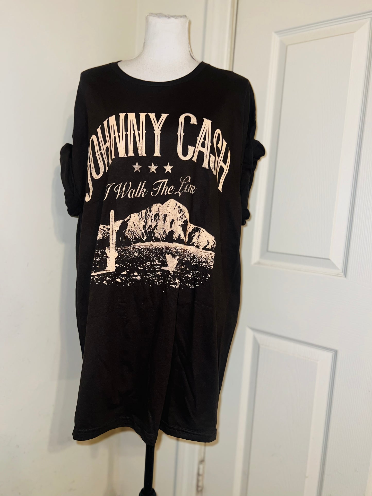 Johnny Cash Oversized Distressed Tee