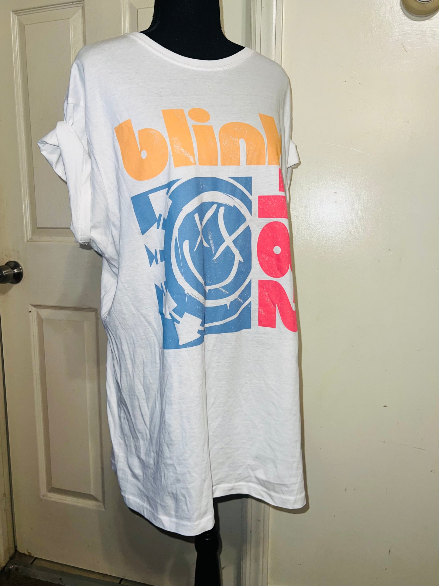 Blink 182 Oversized Distressed Tee