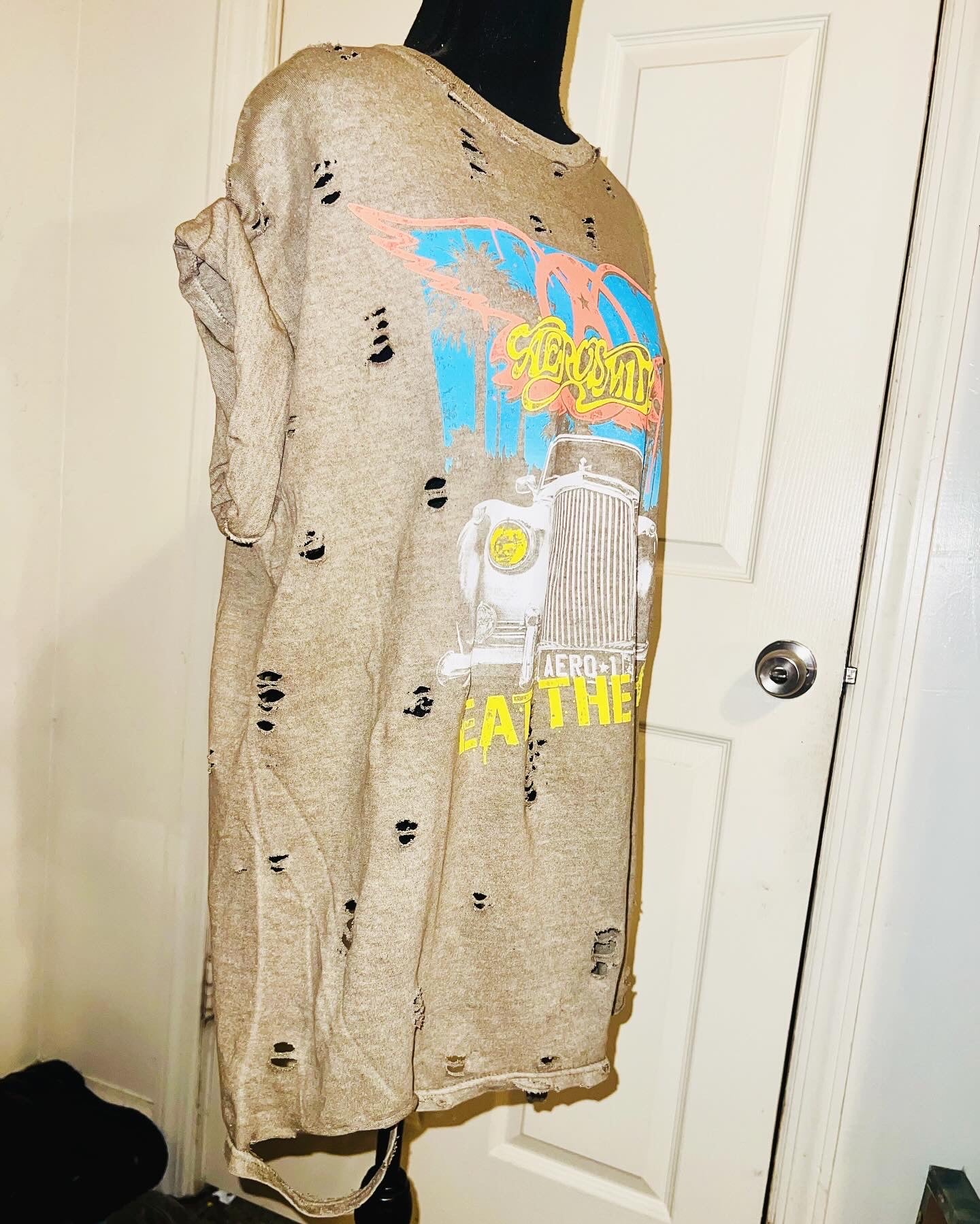 Aerosmith “Eat the Rich” Oversized Distressed Tee