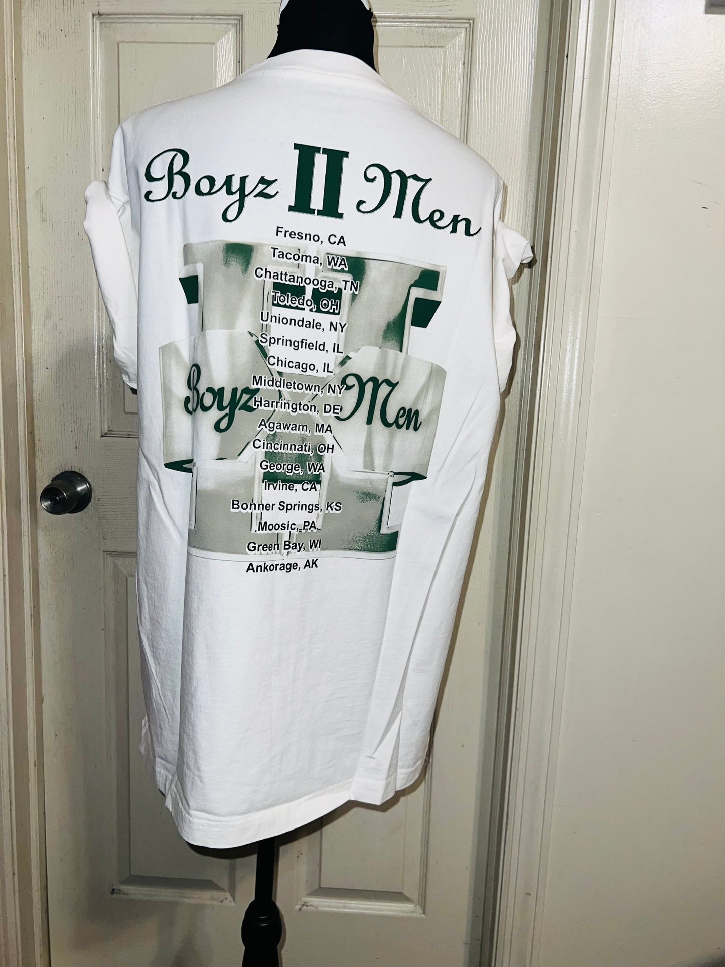 Boyz II Men Double Sided Oversized Distressed Tee
