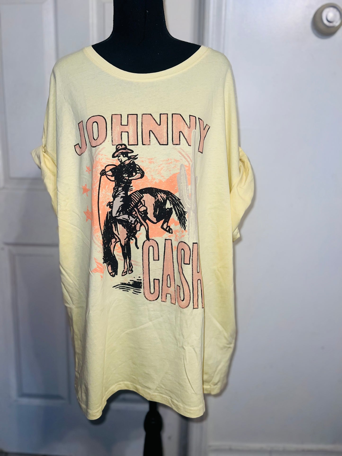 Johnny Cash Oversized Distressed Tee