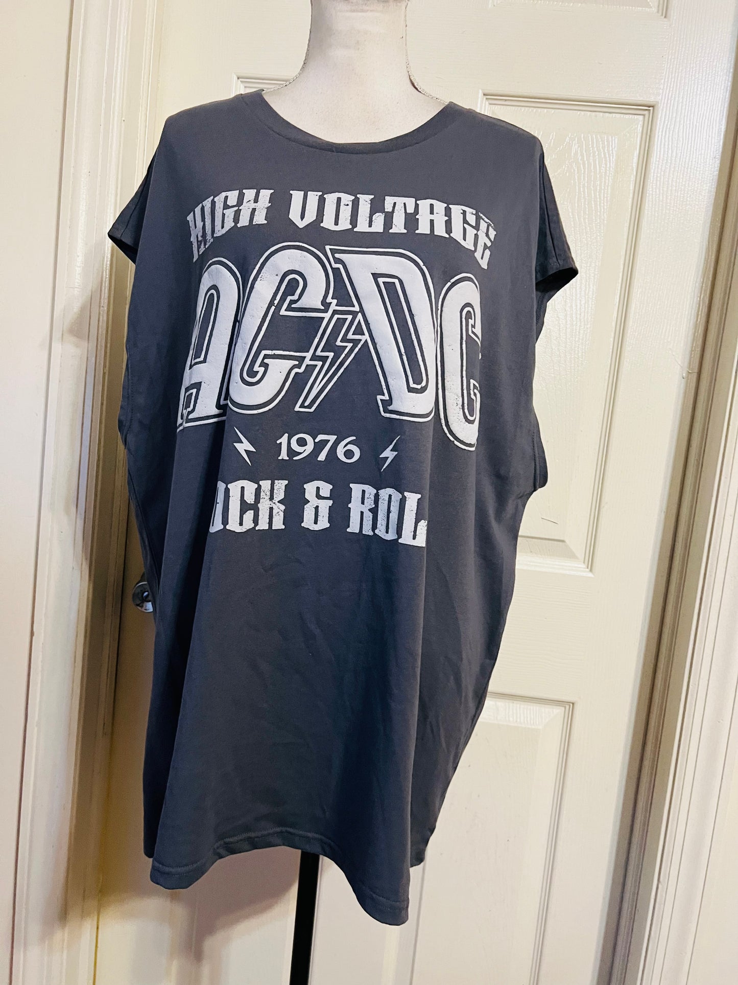 AC/DV Double Sided Oversized Distressed Tank