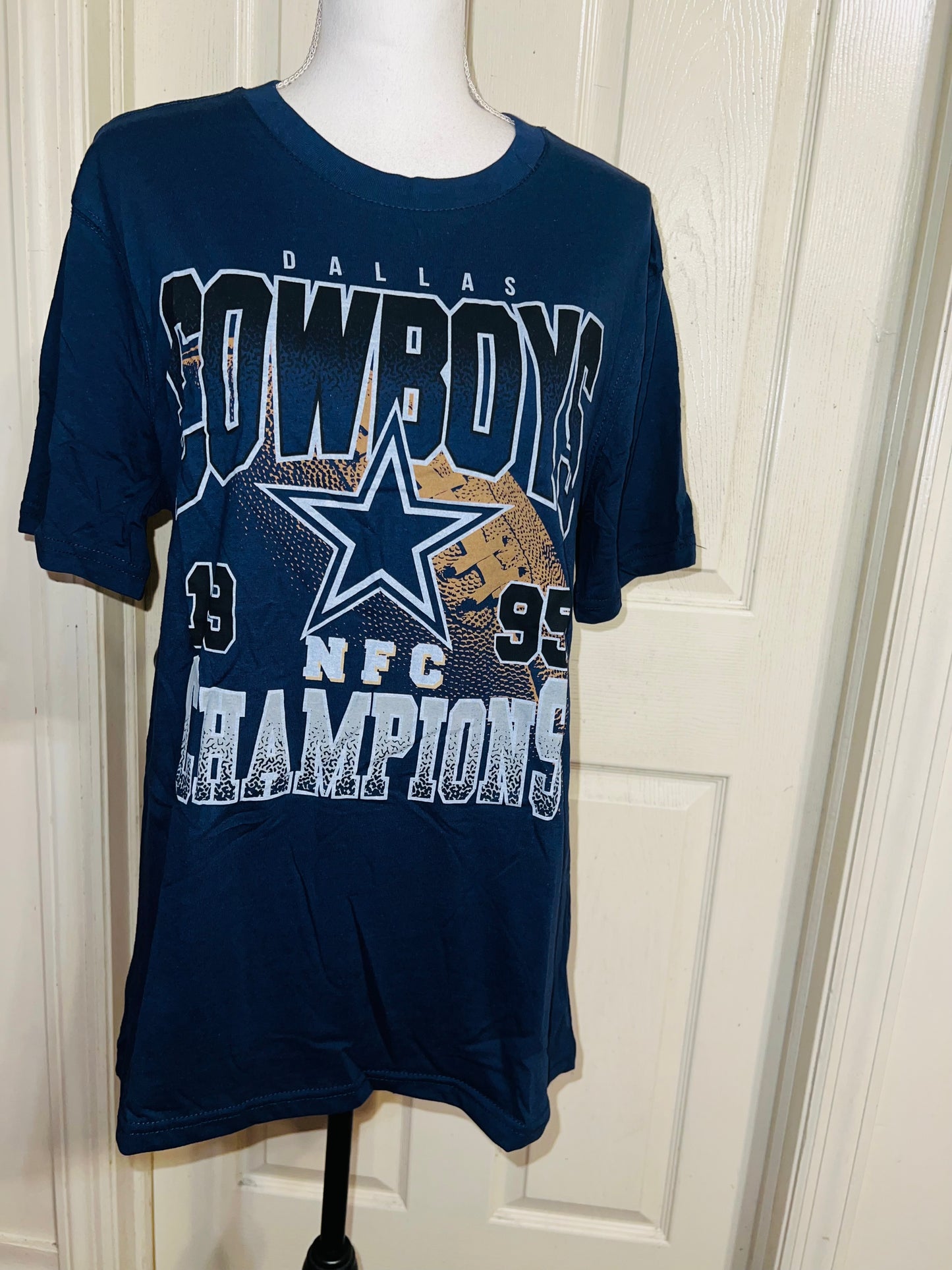 Dallas Cowboys Oversized Distressed Tee
