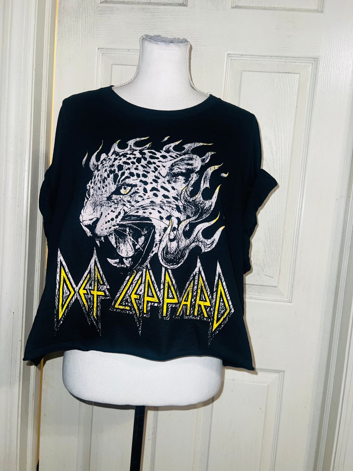Def Leppard Oversized Distressed Tee