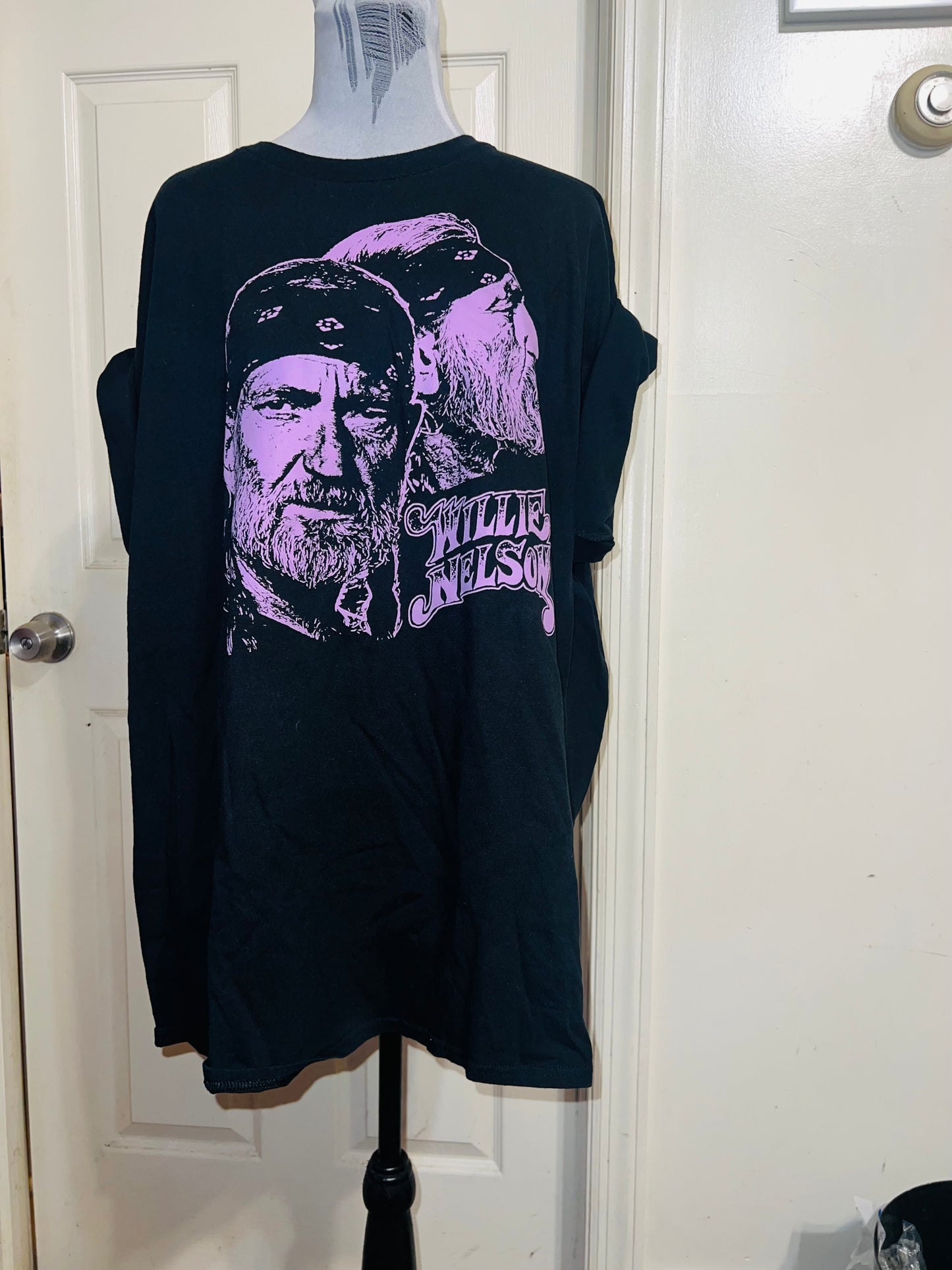 Willie Nelson Oversized Distressed Tee