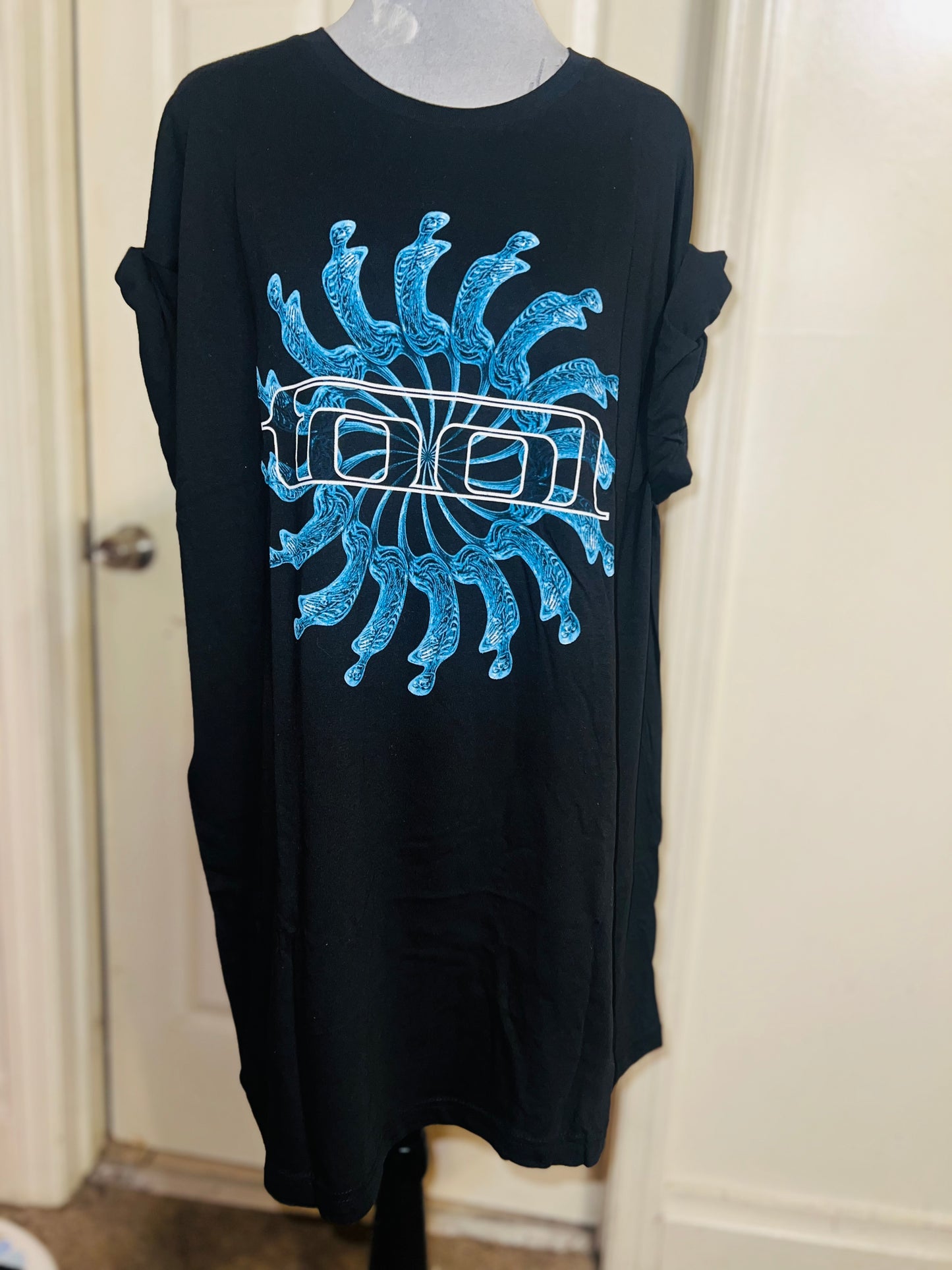 Tool Oversized Distressed Tee