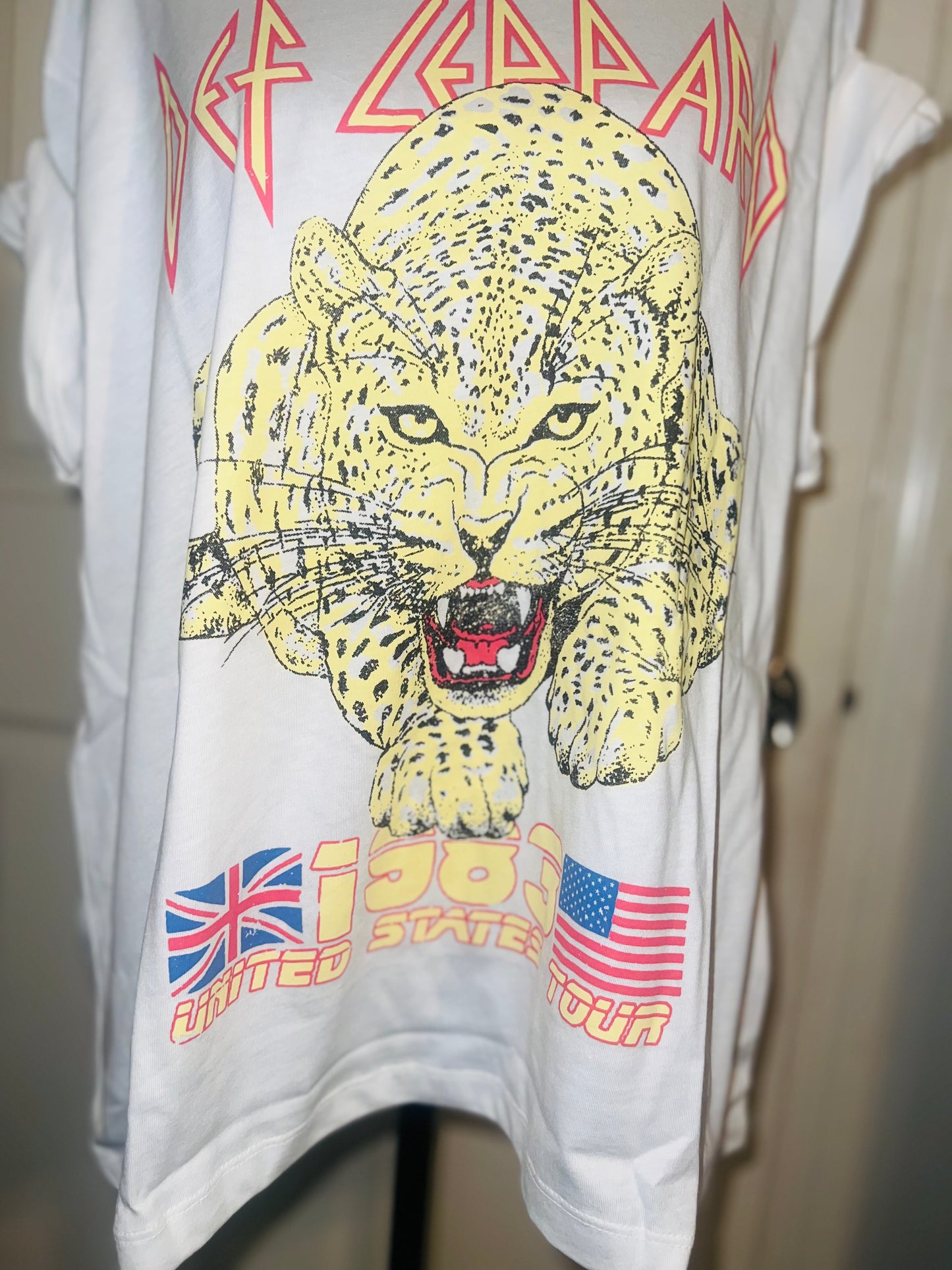 Def Leppard Oversized Distressed Tee