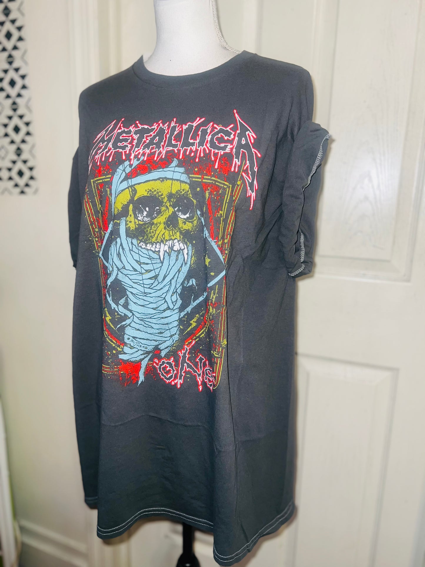 Metallica Oversized Distressed Tee