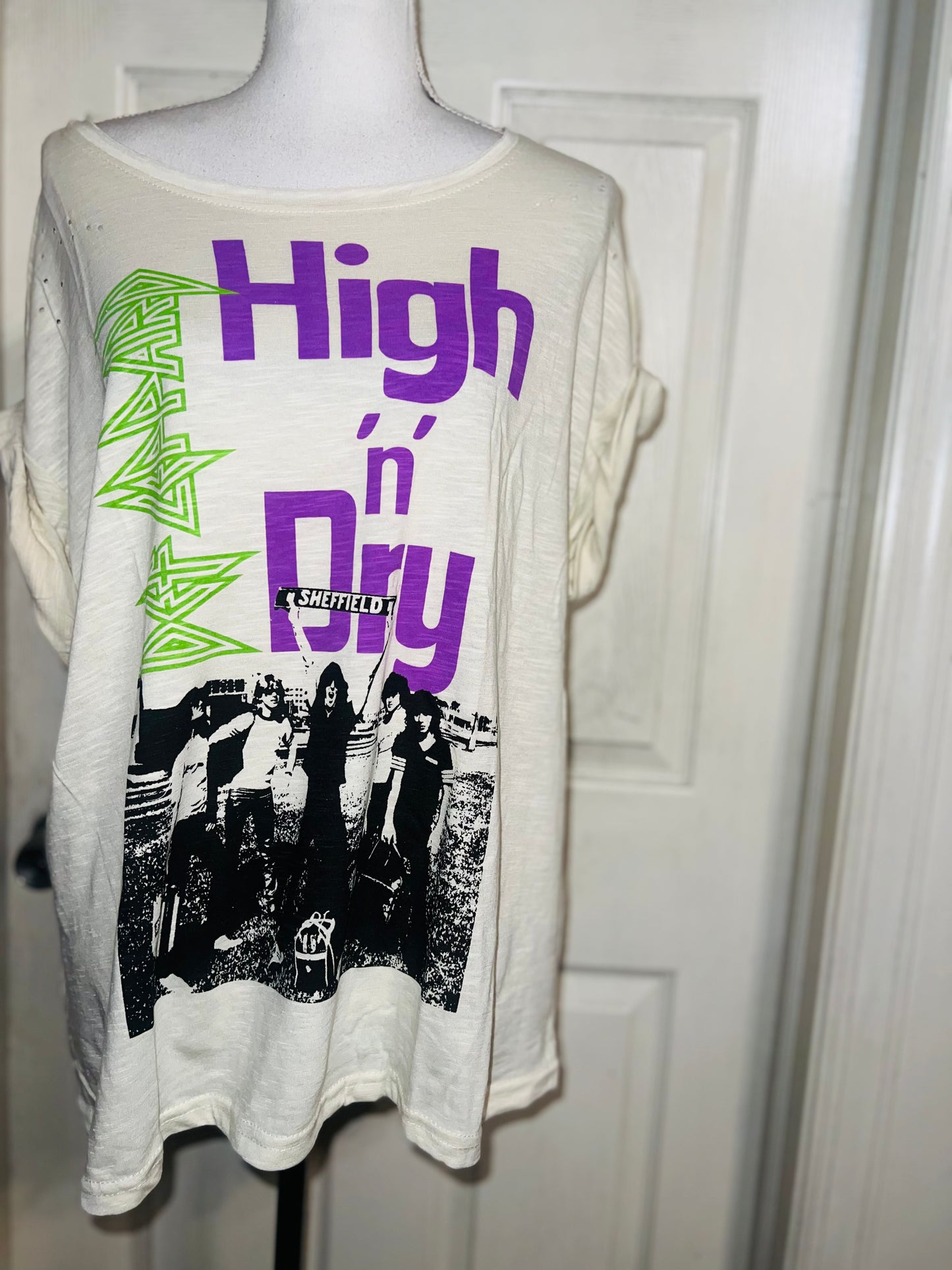 Def Leppard Oversized Distressed Tee