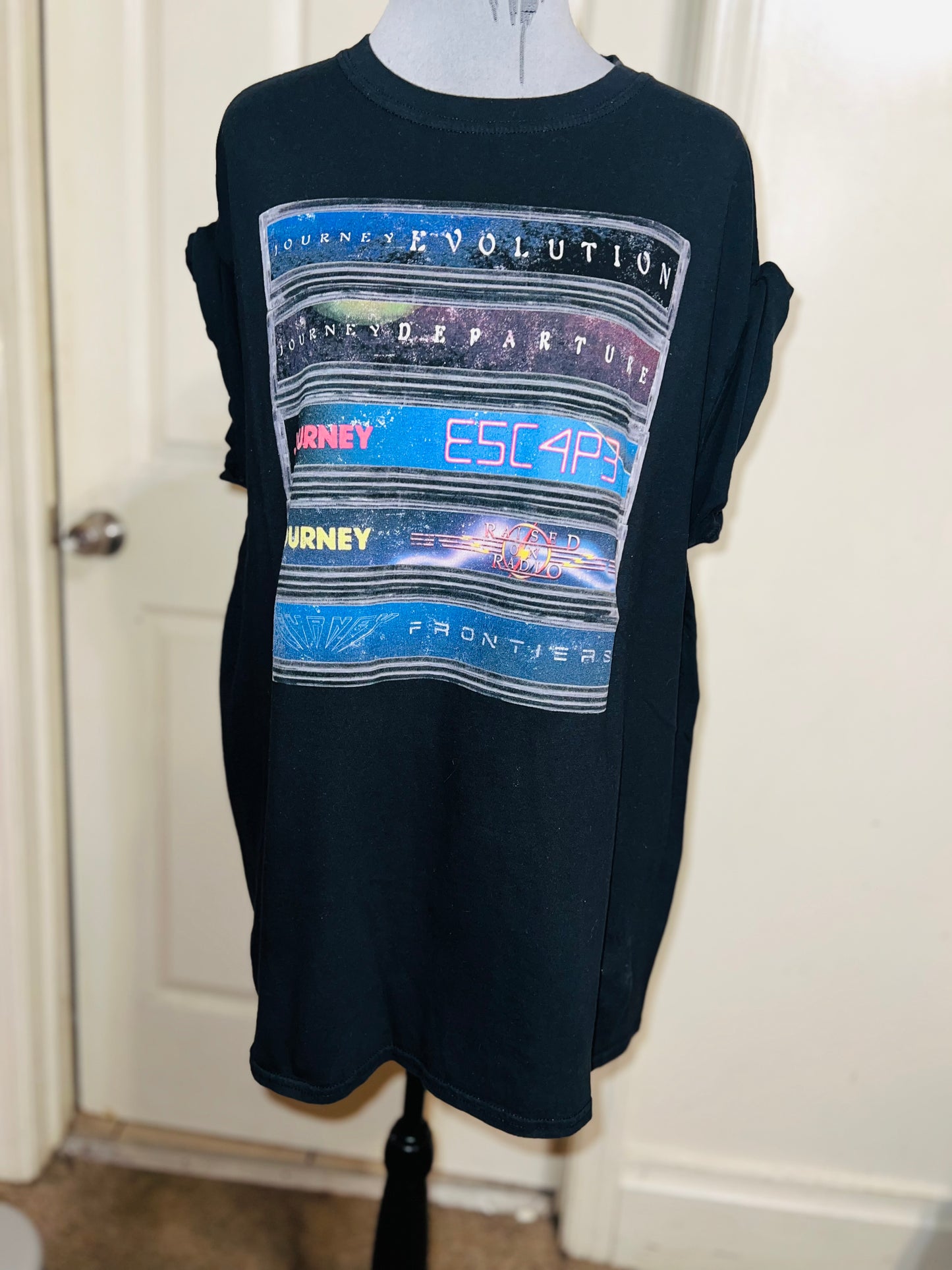 Journey Oversized Distressed Tee