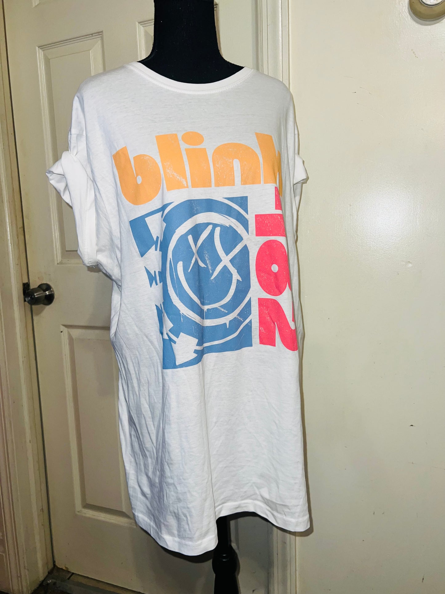 Blink 182 Oversized Distressed Tee