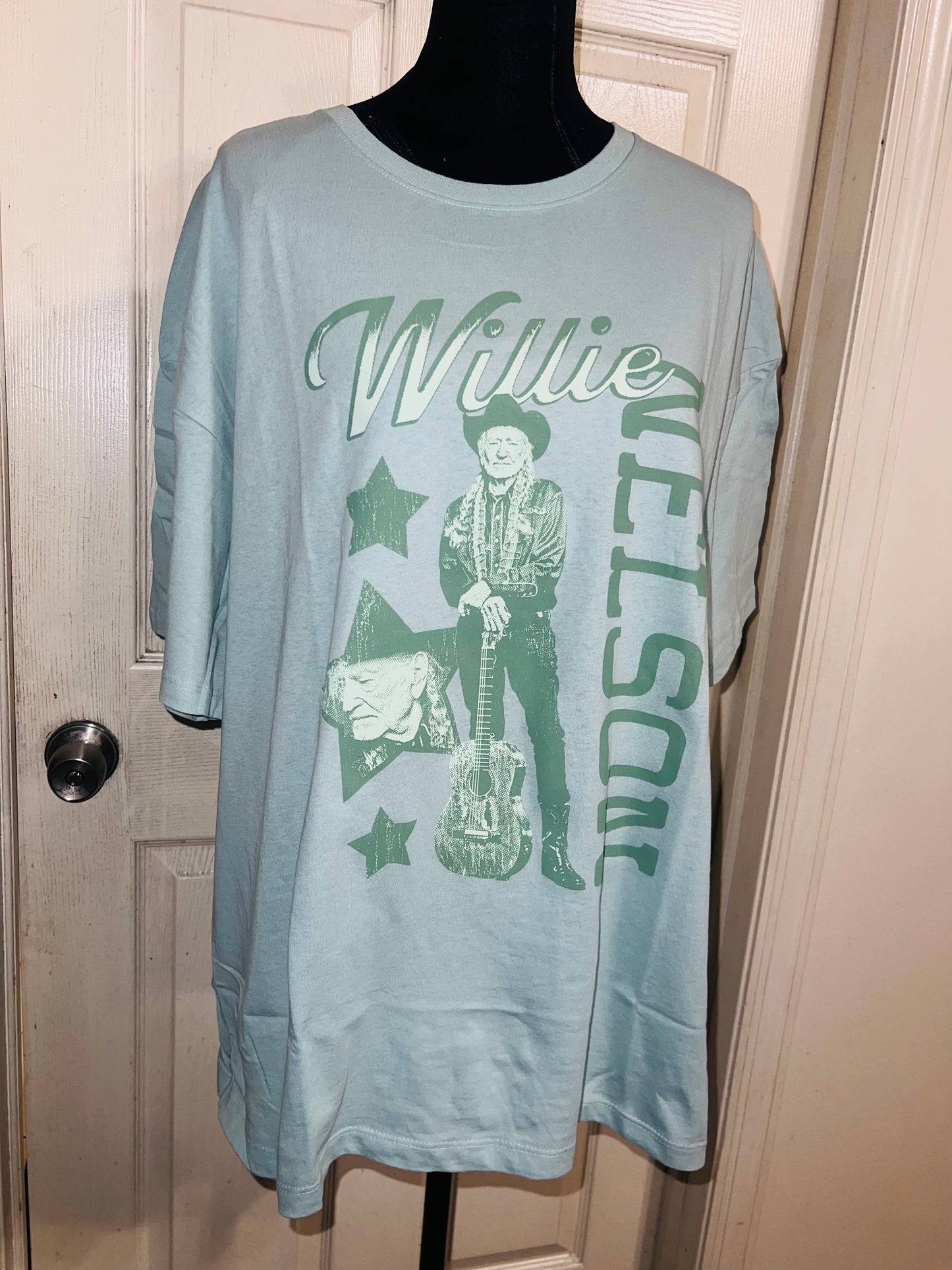 Willie Nelson Oversized Distressed Tee