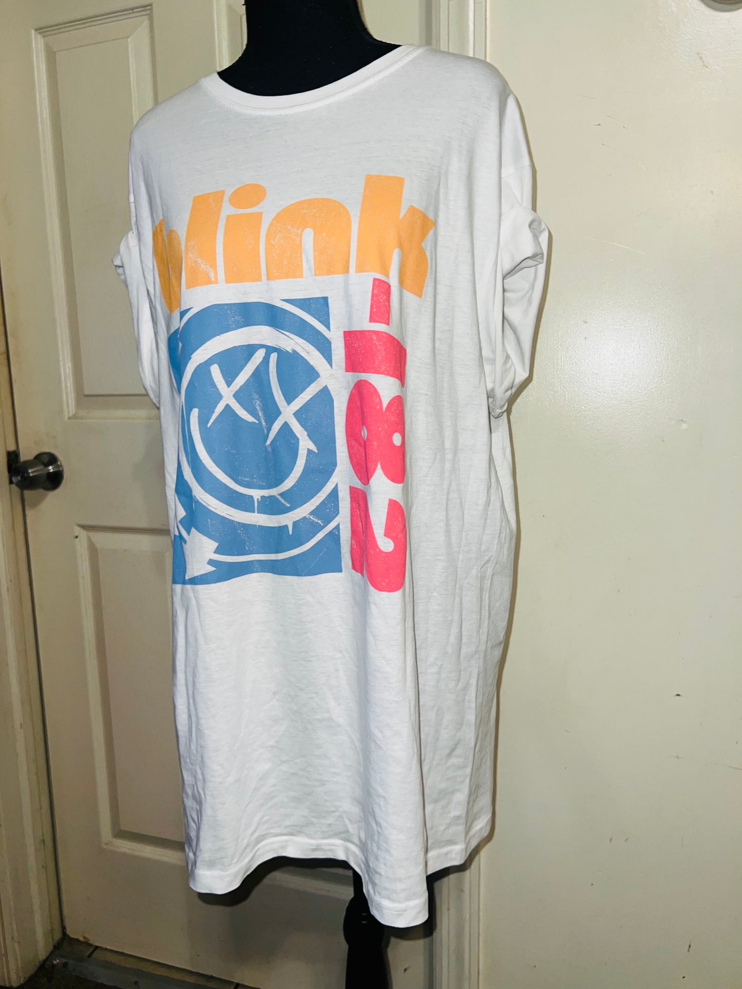 Blink 182 Oversized Distressed Tee