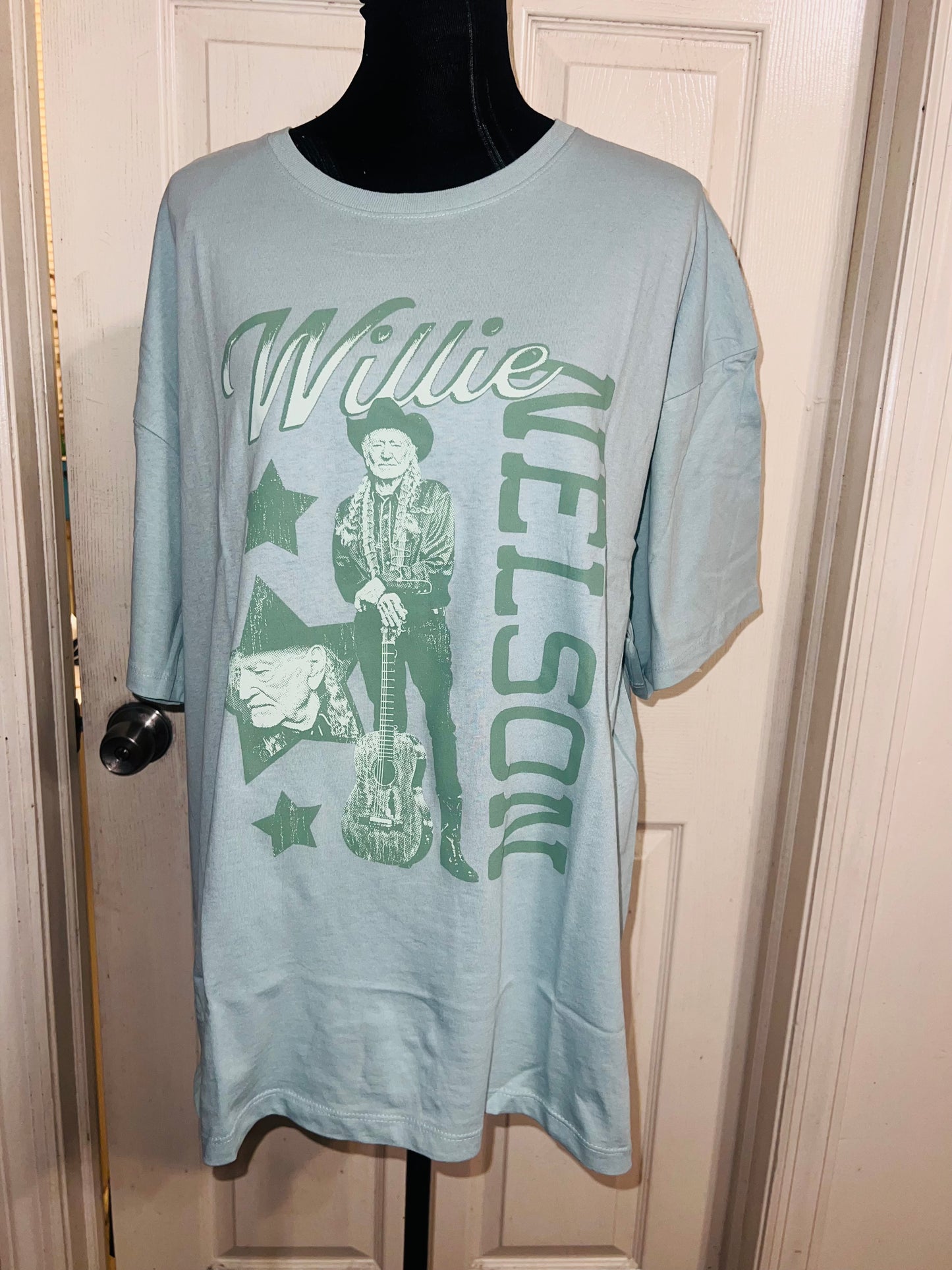 Willie Nelson Oversized Distressed Tee