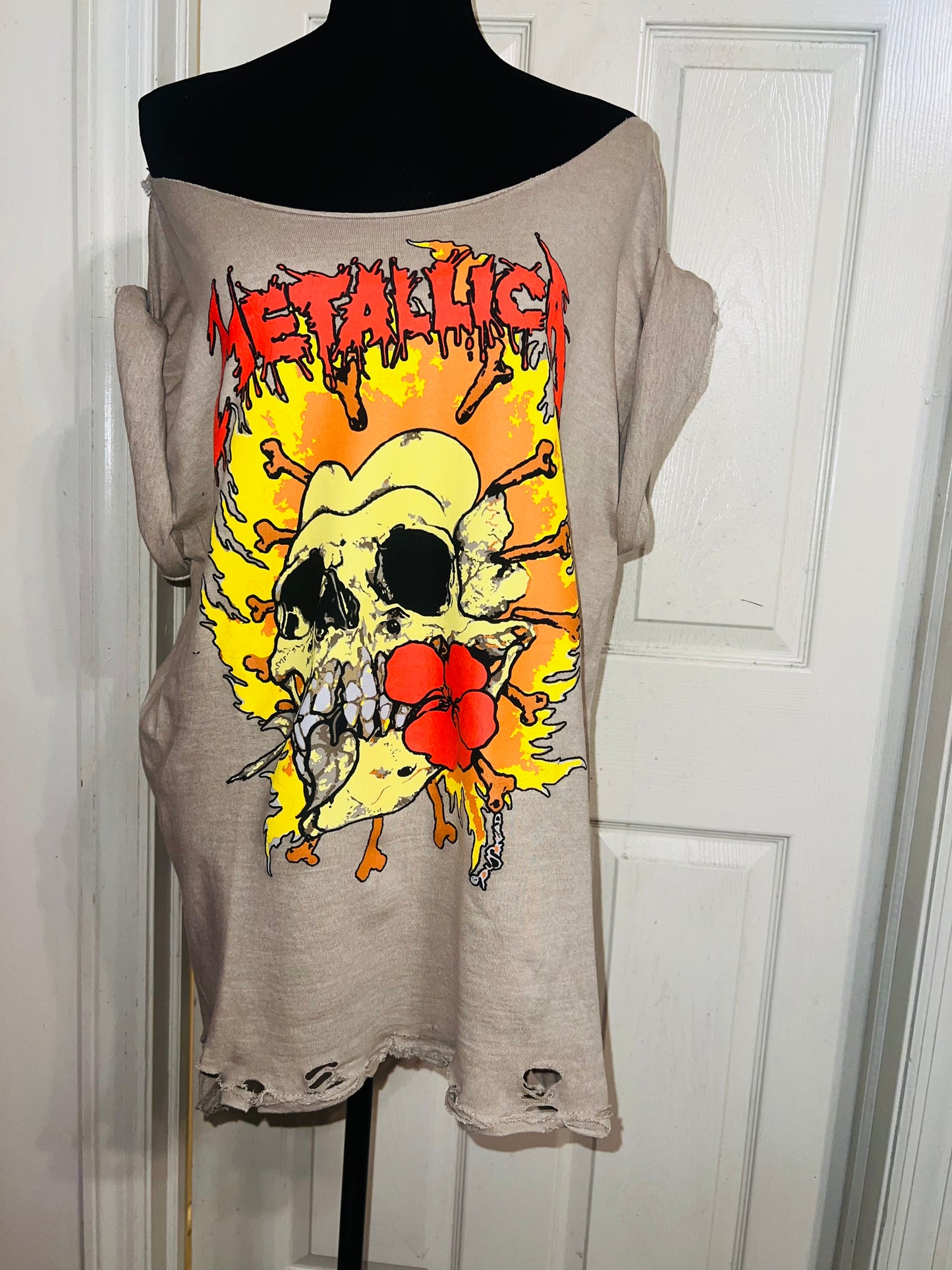 Metallica Oversized Distressed Tee