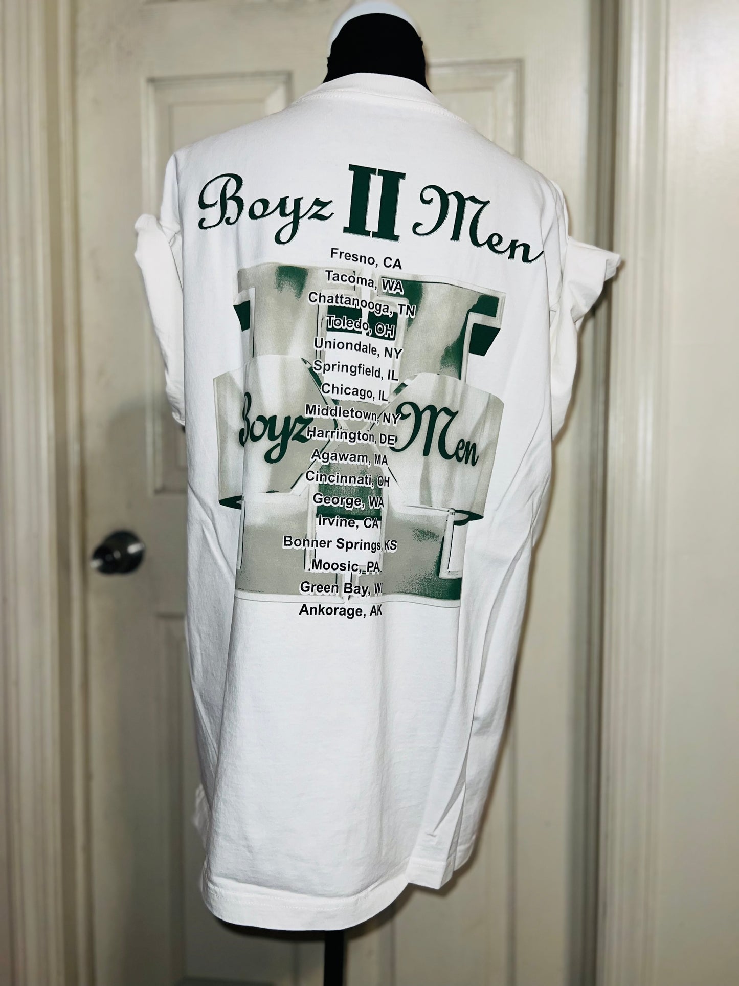 Boyz II Men Double Sided Oversized Distressed Tee