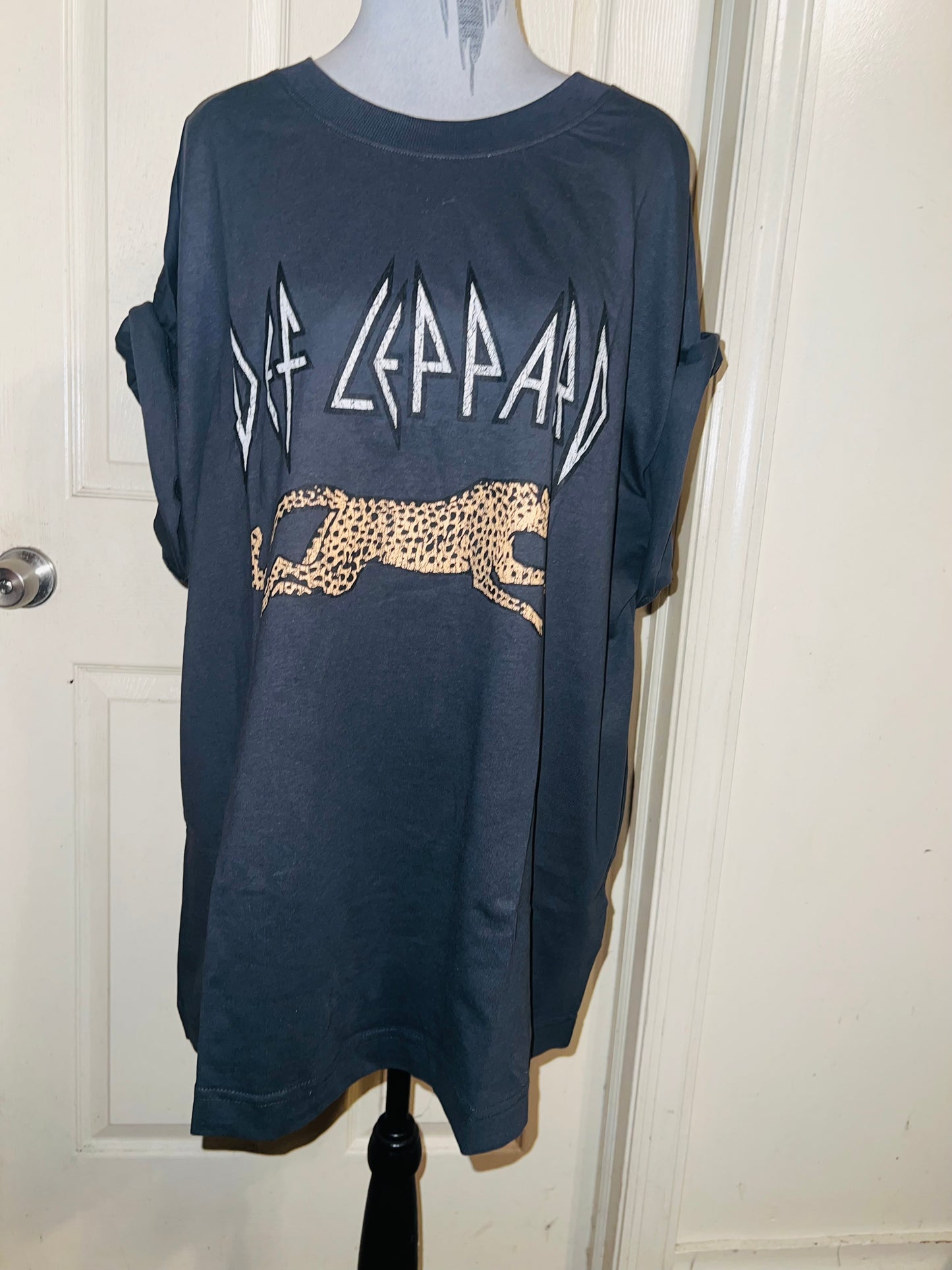 Def Leppard Oversized Distressed Tee