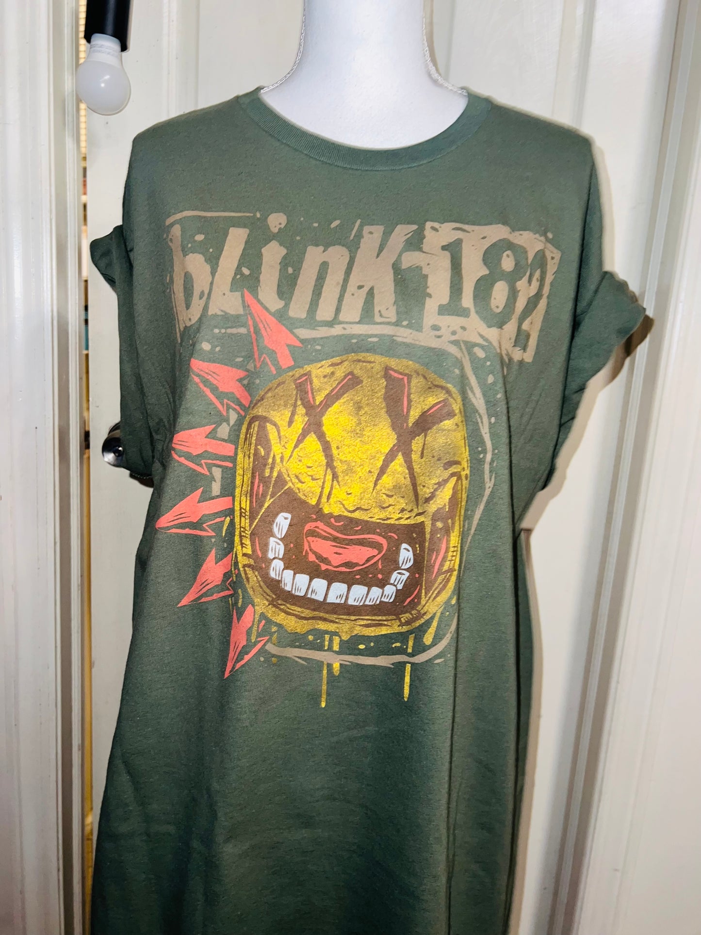 Blink 182 Oversized Distressed Tee
