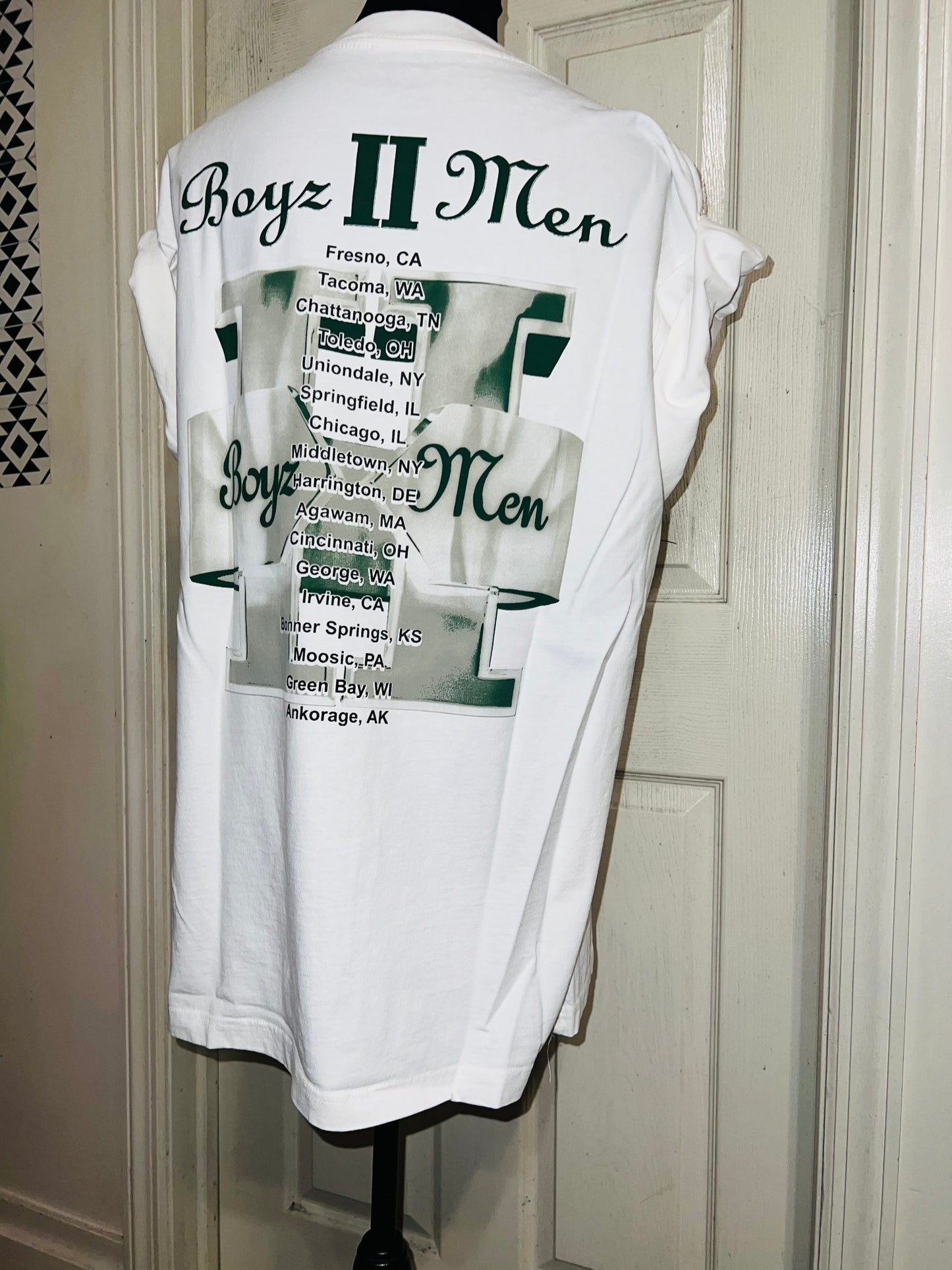 Boyz II Men Double Sided Oversized Distressed Tee