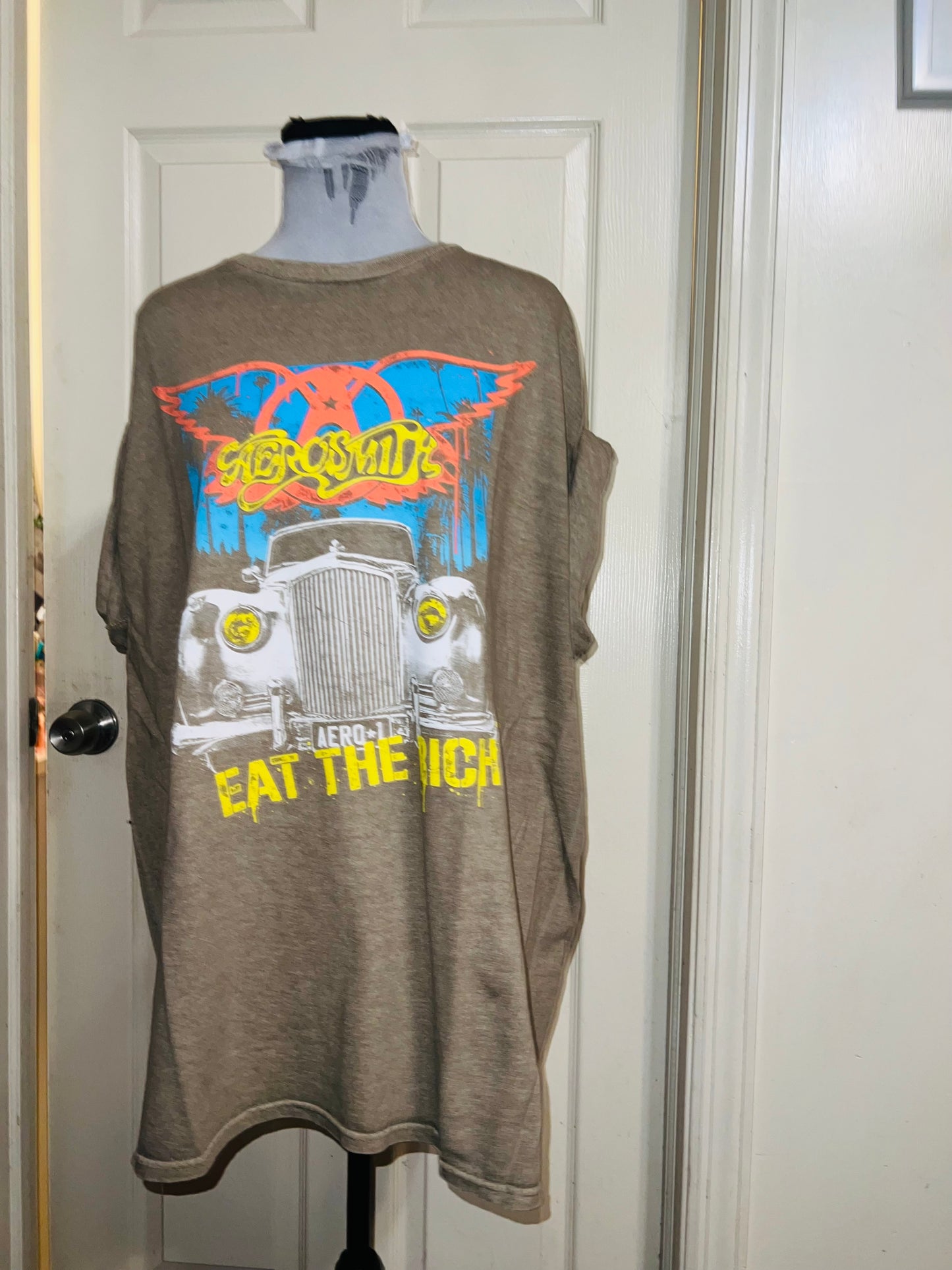 Aerosmith “Eat the Rich” Oversized Distressed Tee