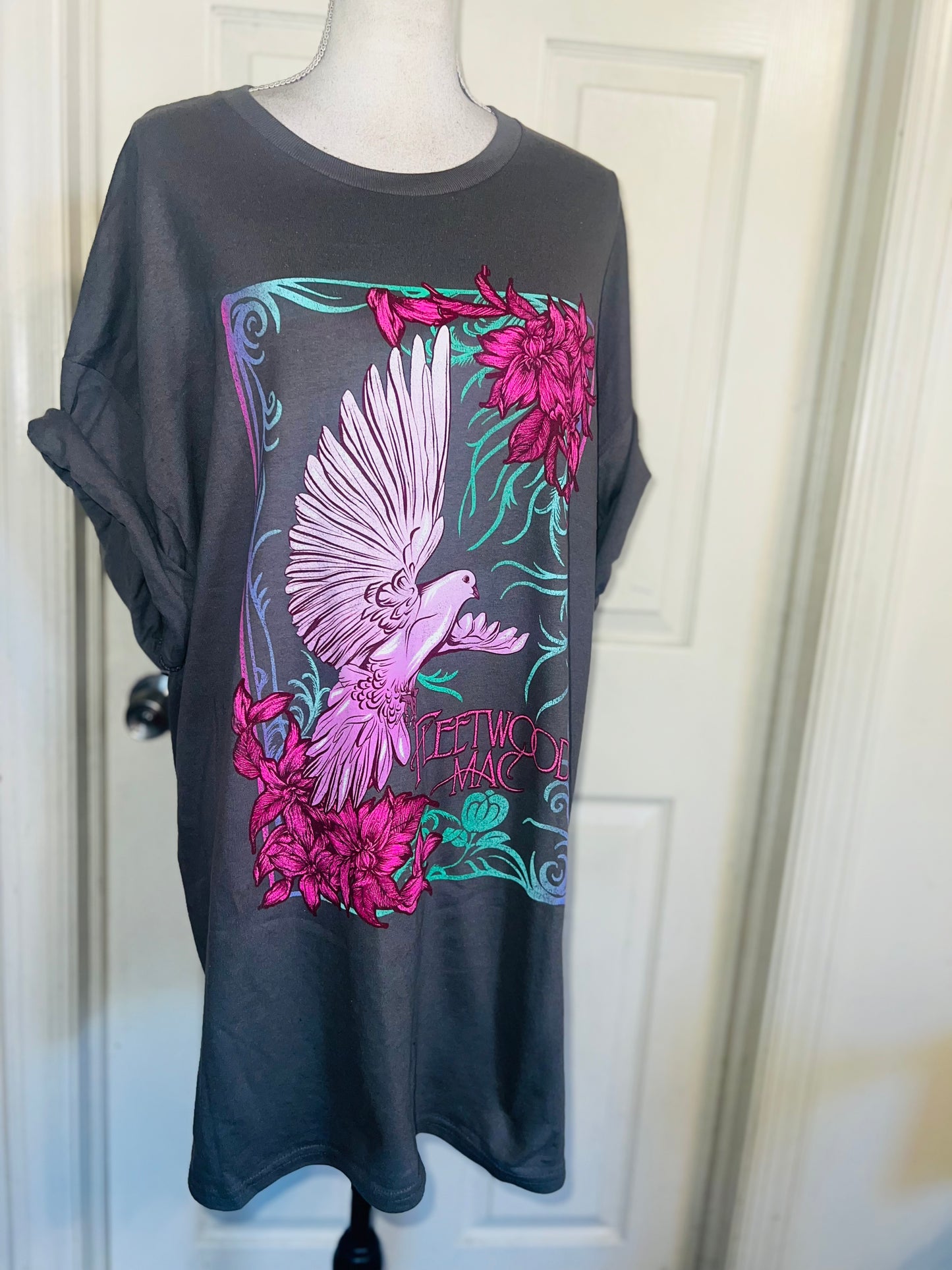 Fleetwood Mac Oversized Distressed Tee