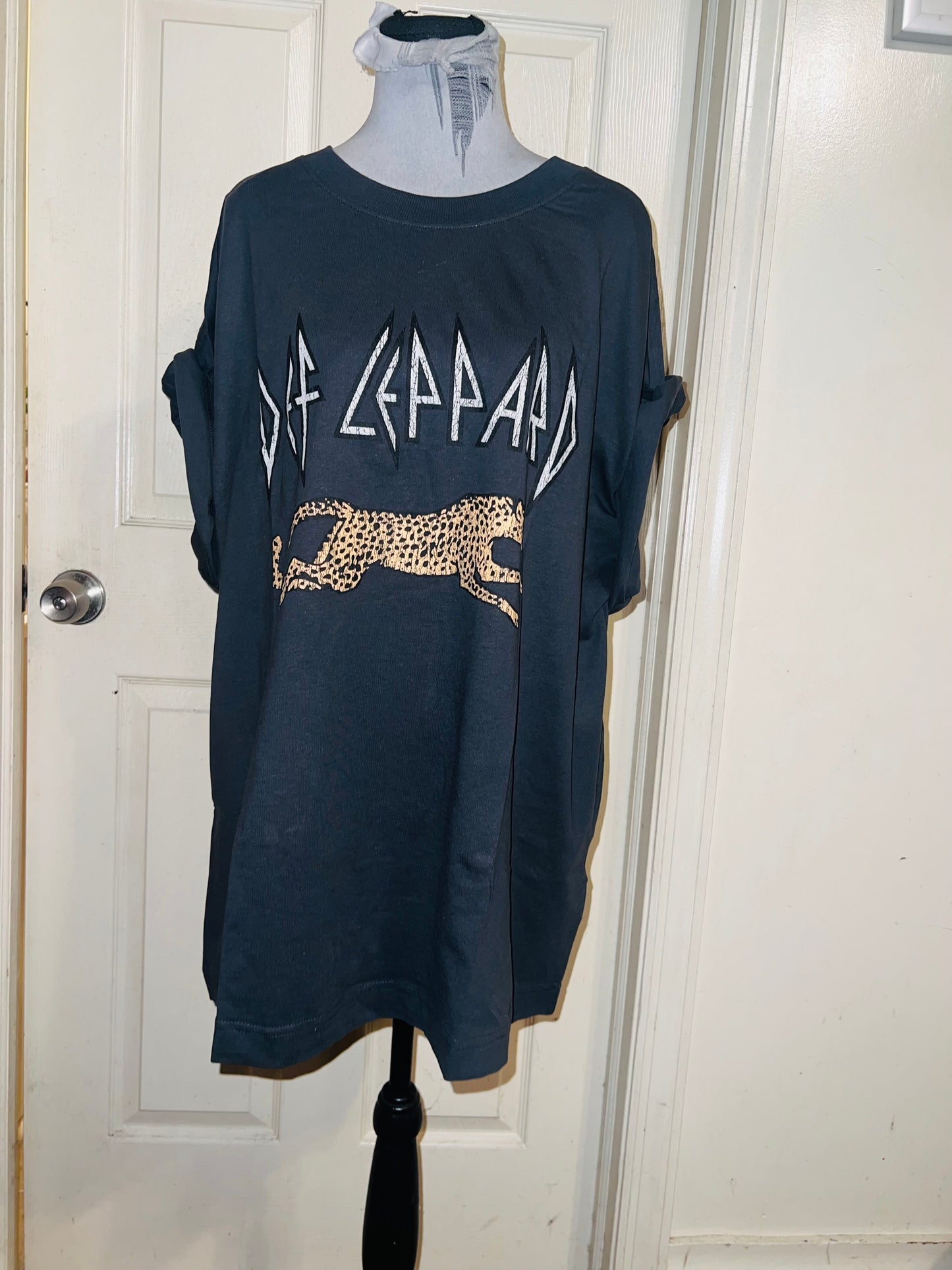 Def Leppard Oversized Distressed Tee