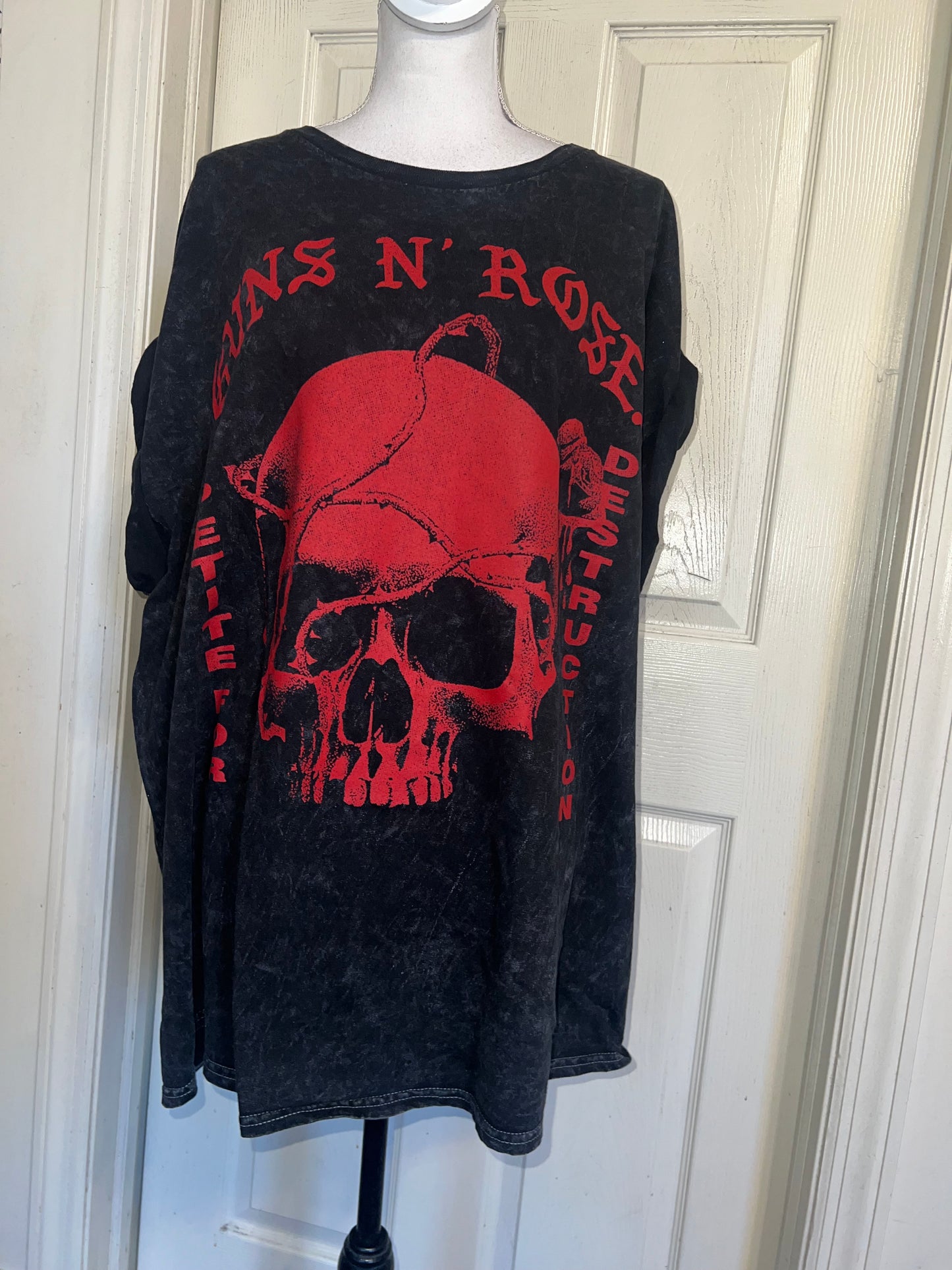 Guns N’ Roses Oversized Distressed Tee