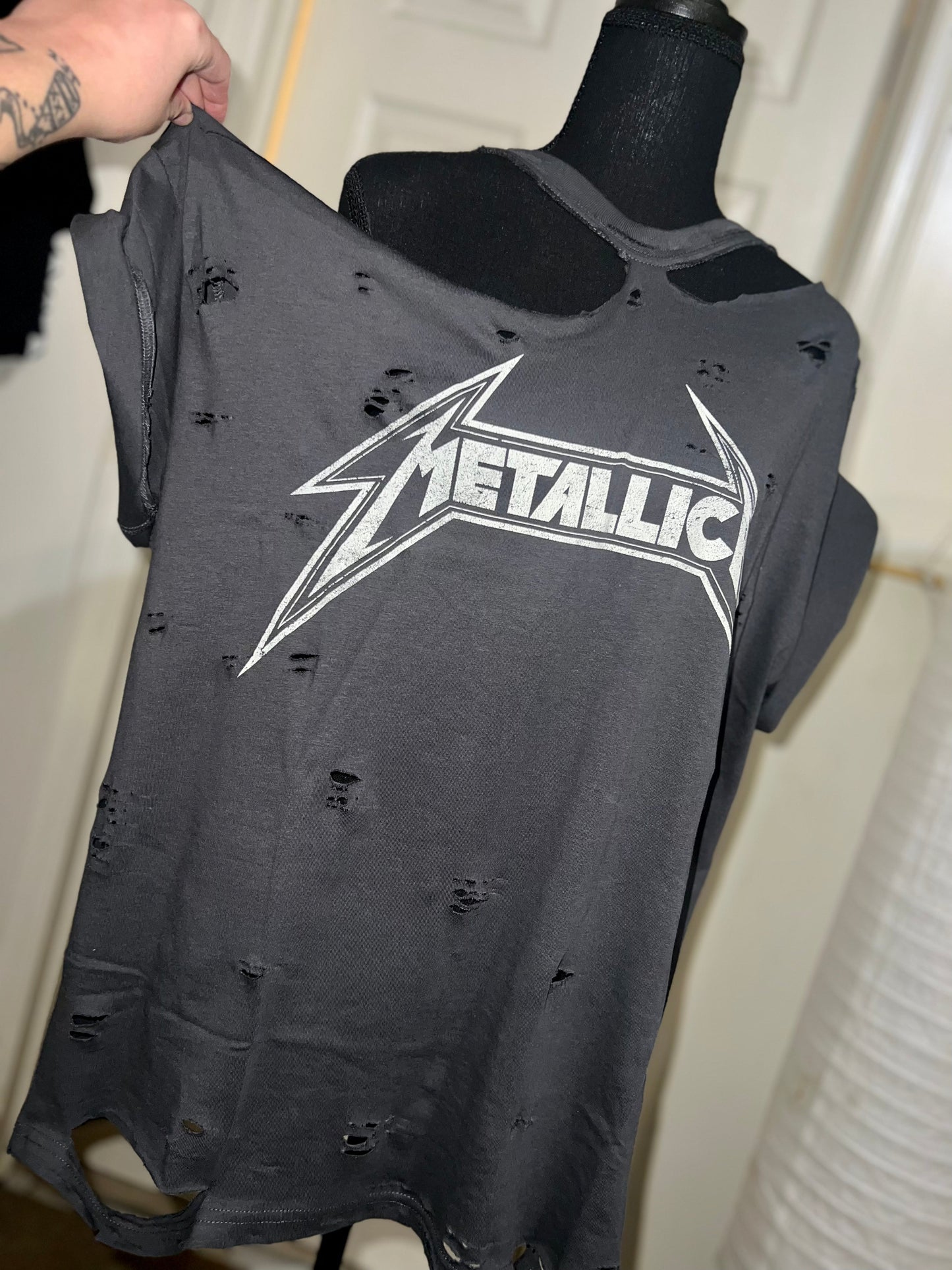Metallica Oversized Distressed Tee