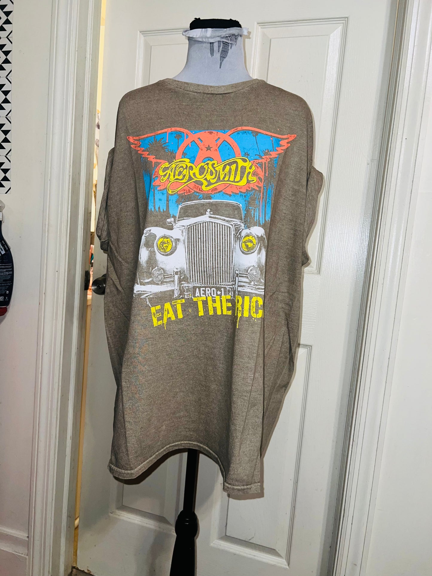 Aerosmith “Eat the Rich” Oversized Distressed Tee