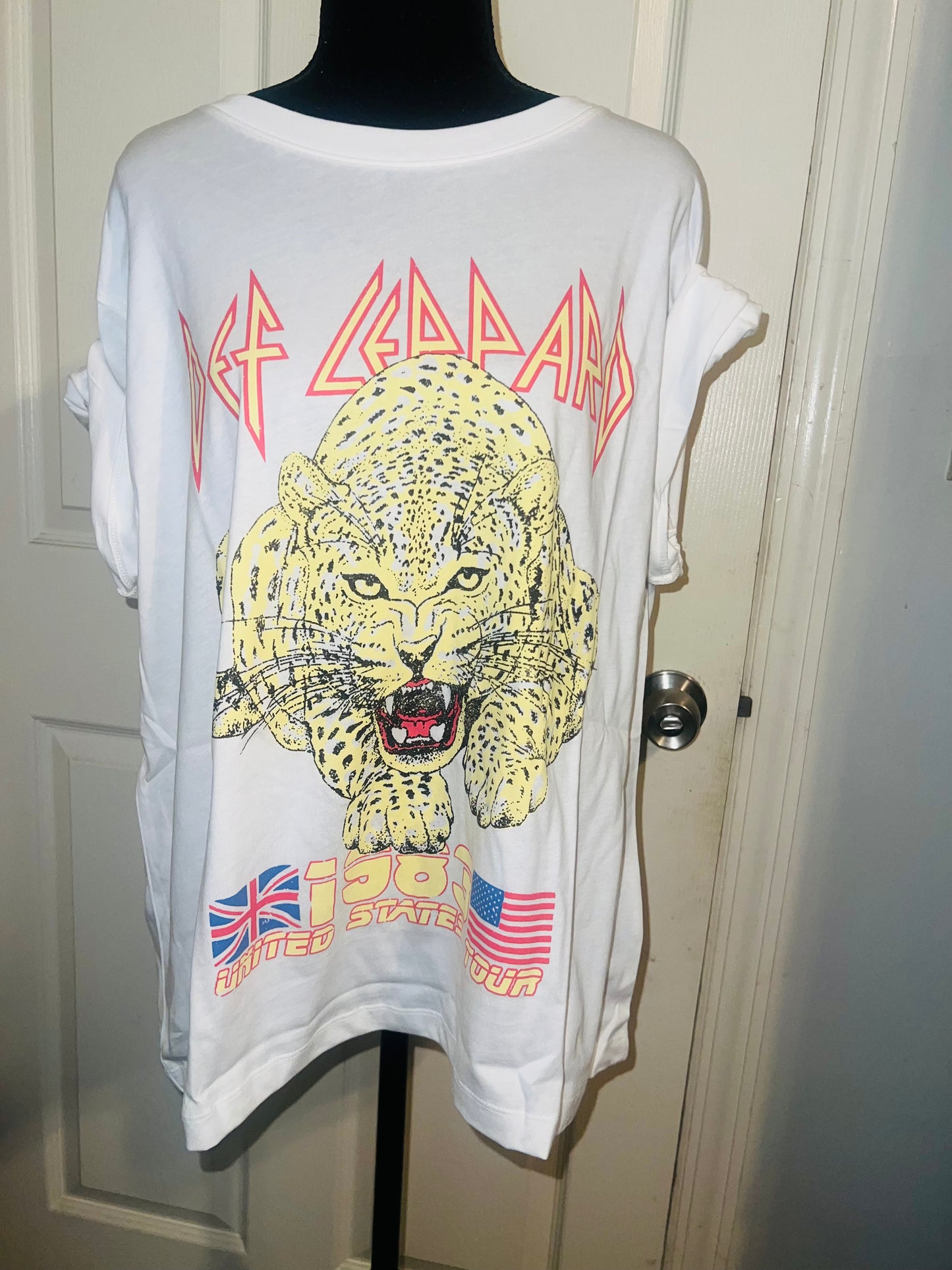 Def Leppard Oversized Distressed Tee