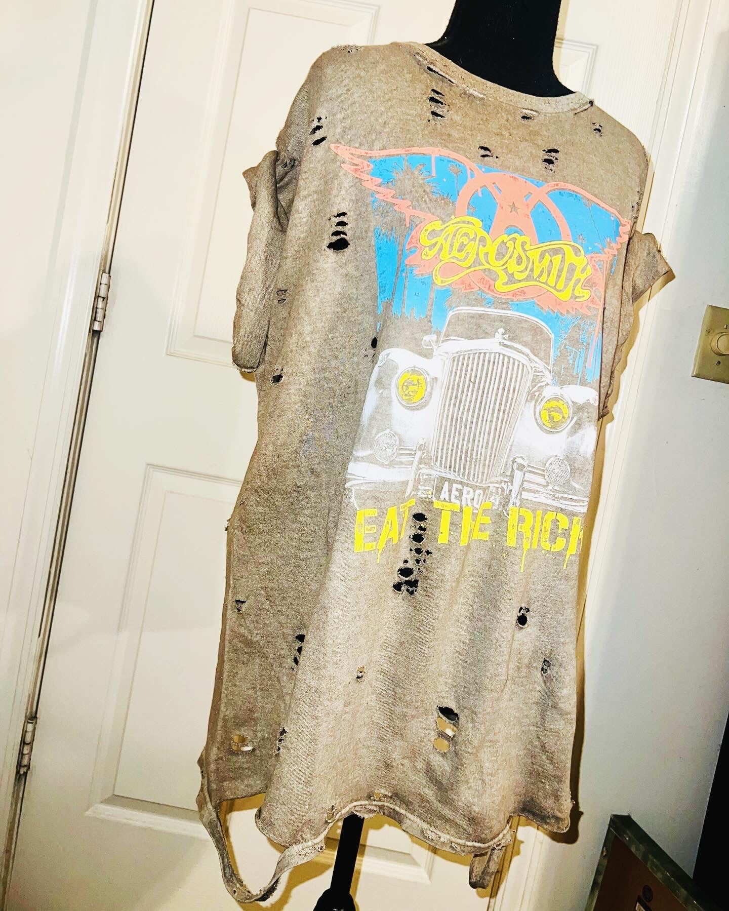 Aerosmith “Eat the Rich” Oversized Distressed Tee