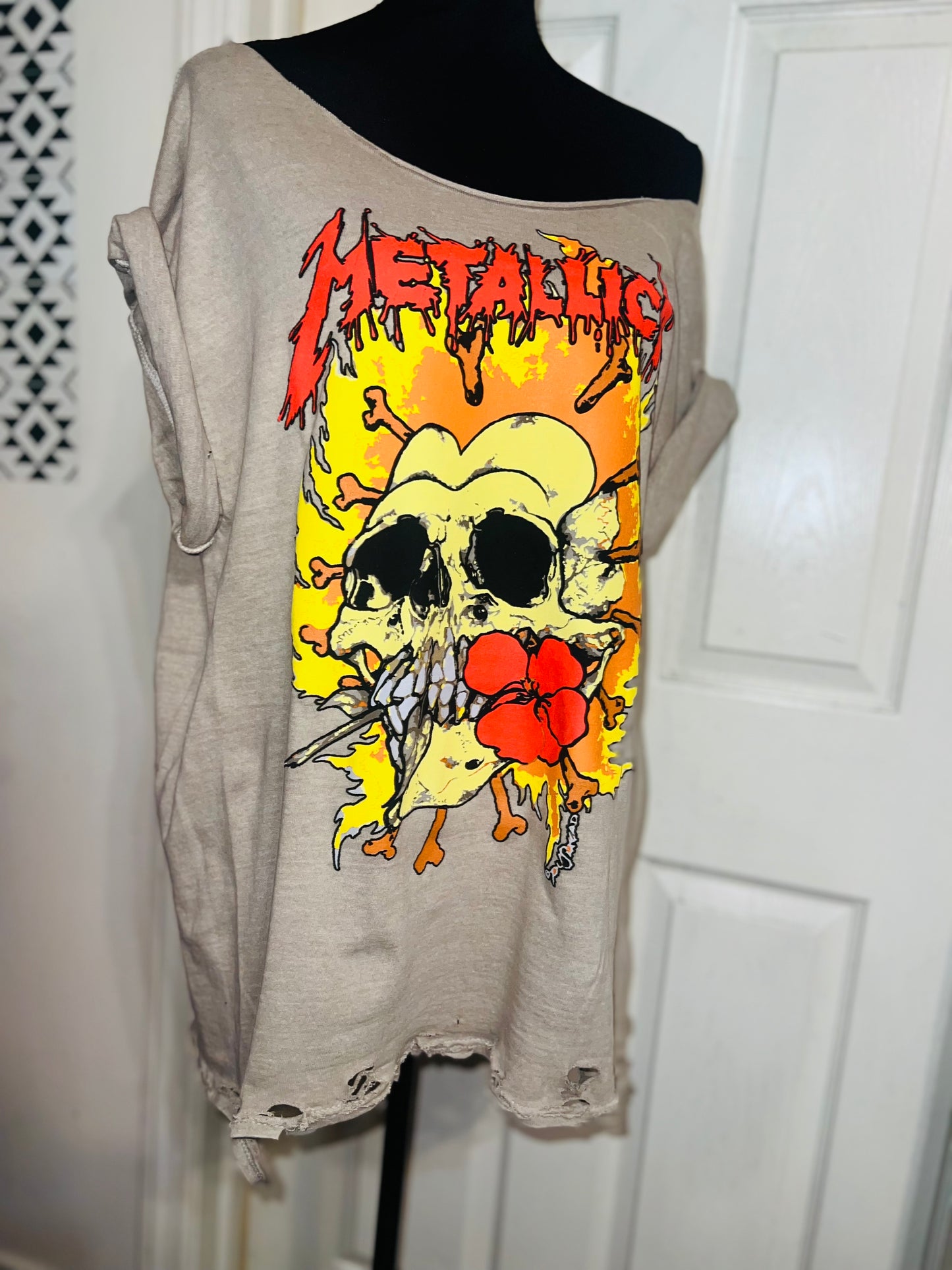 Metallica Oversized Distressed Tee