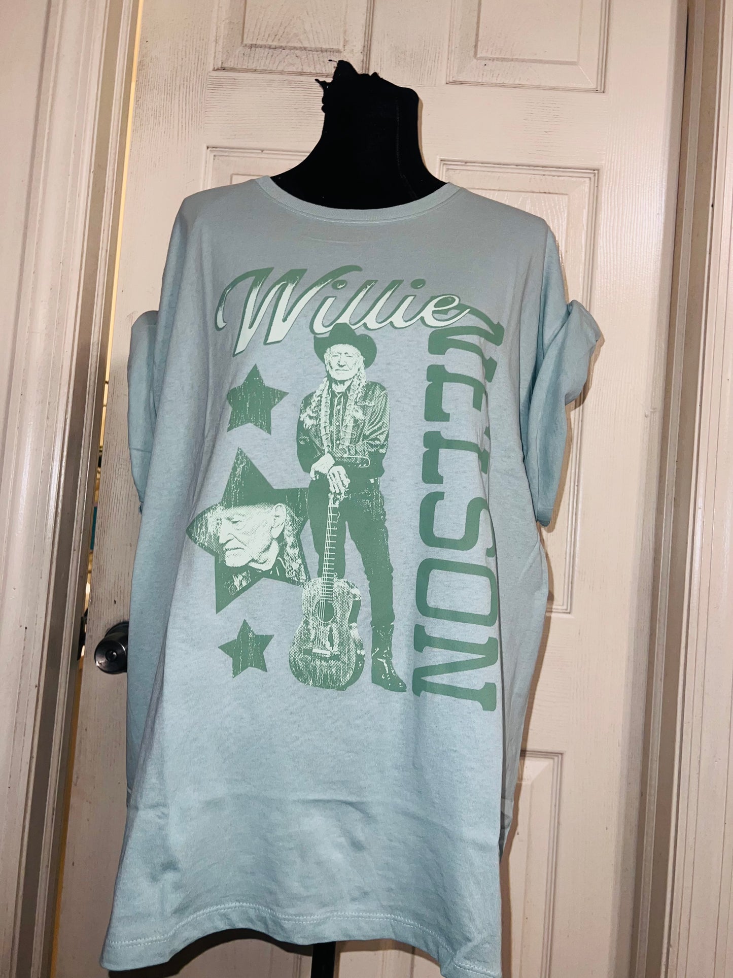 Willie Nelson Oversized Distressed Tee