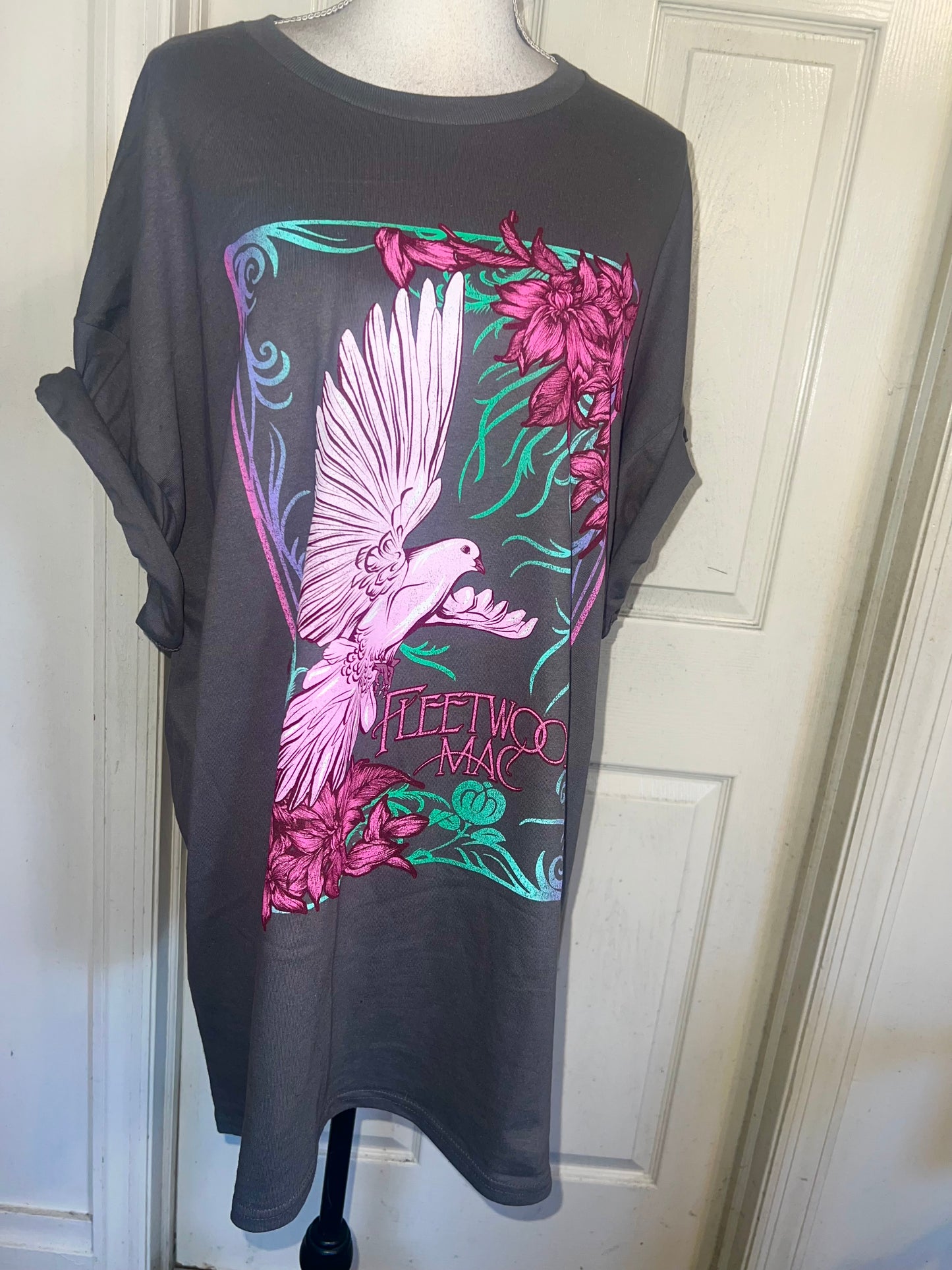 Fleetwood Mac Oversized Distressed Tee