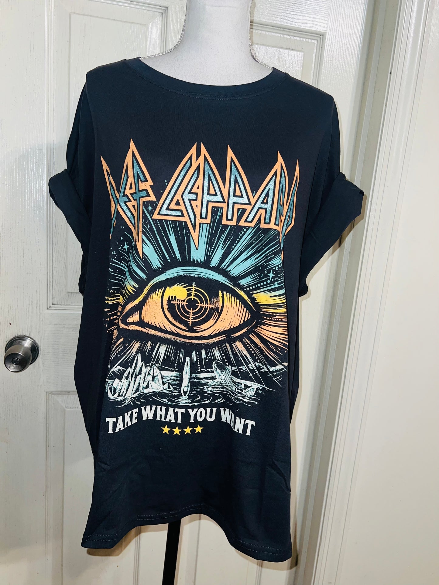 Def Leppard Oversized Distressed Tee