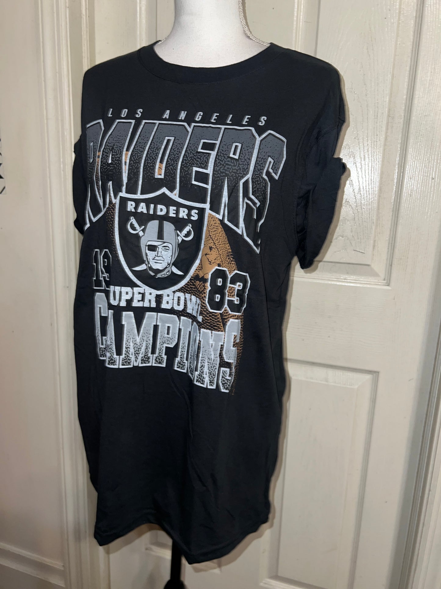 Las Vegas Raiders Oversized Distressed Tee